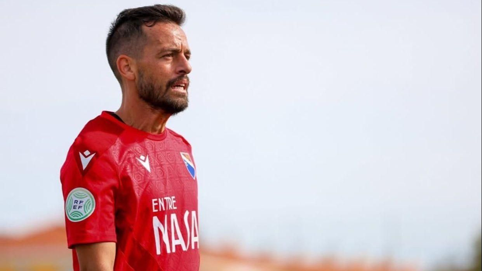 El exbalono Antonio Romero, con el Dos Hermanas