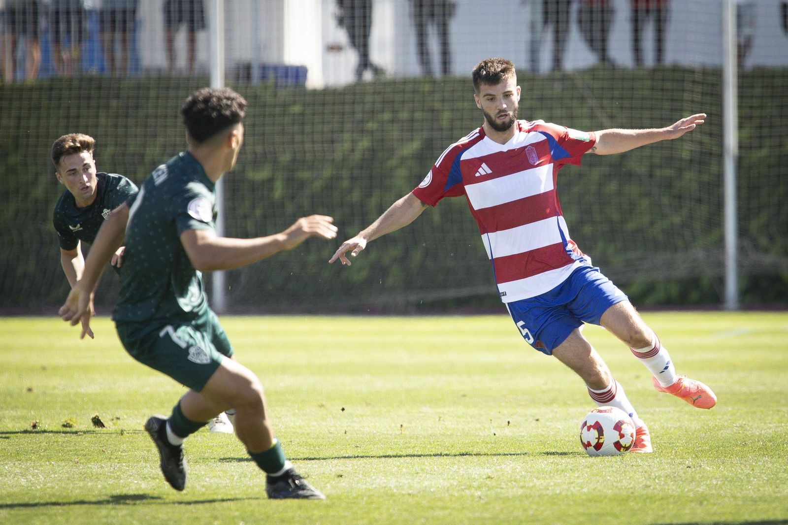 Las mejores imágenes del Recreativo Granada-Almería B
