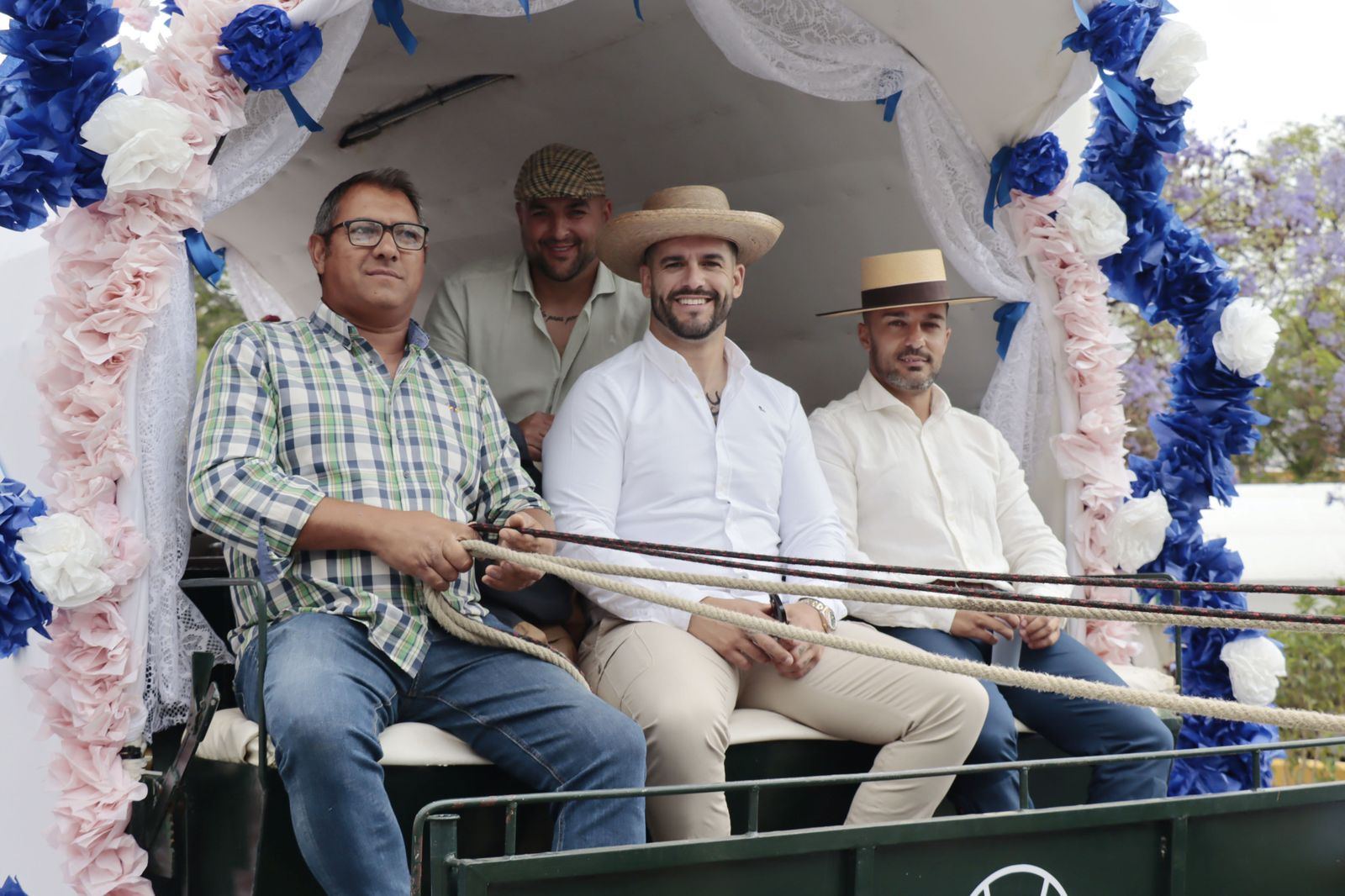 Imágenes de los carros de la Hermandad del Rocío de Huelva