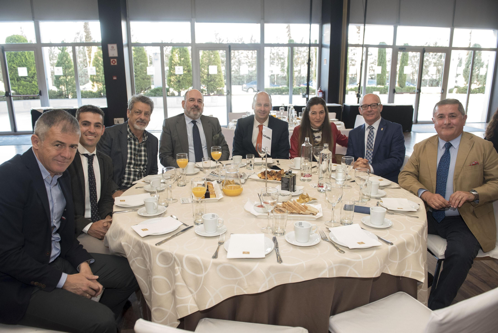 Imágenes del Desayuno-Coloquio con María José Rienda