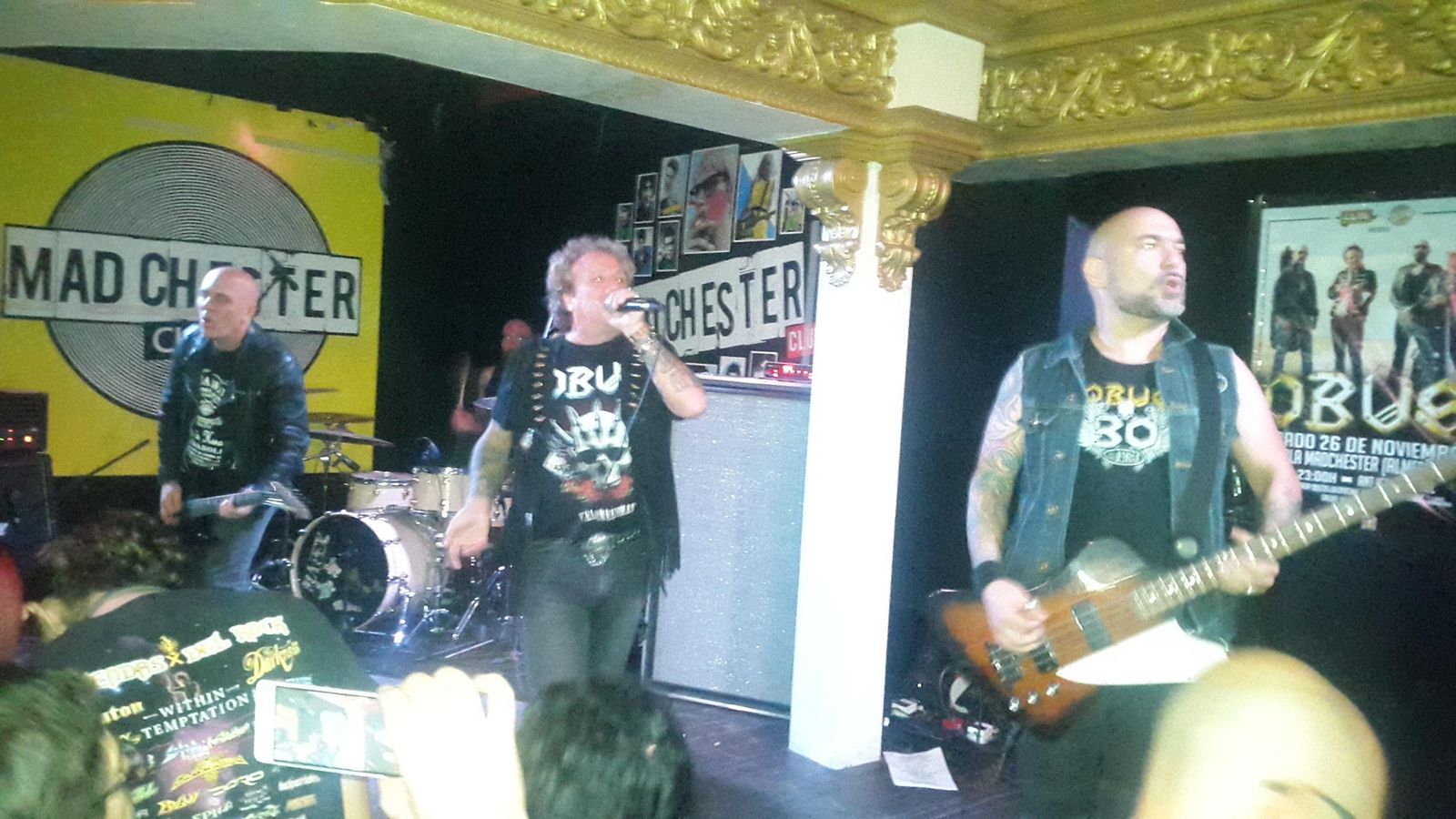 El cuarteto madrileño brindó un espectáculo que caló hondo en el público.