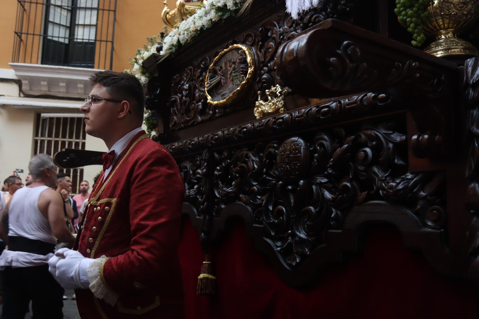 Traslado del misterio de la Cena al Palacio Arzobispal