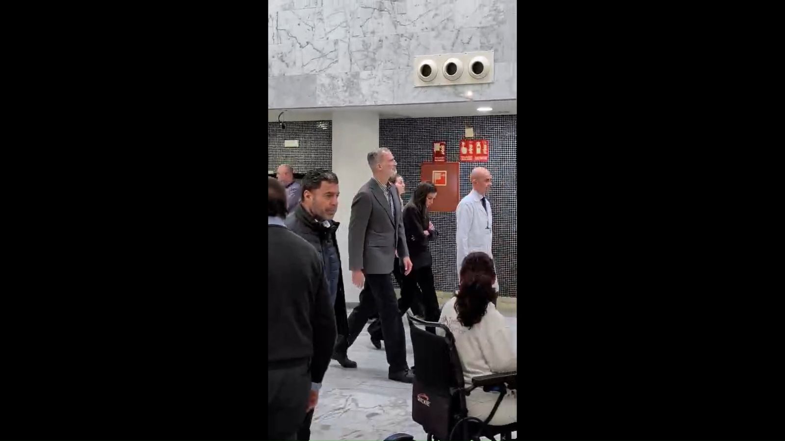 La visita de los Reyes a los heridos del accidente de Adamuz en el Hospital Reina Sofía