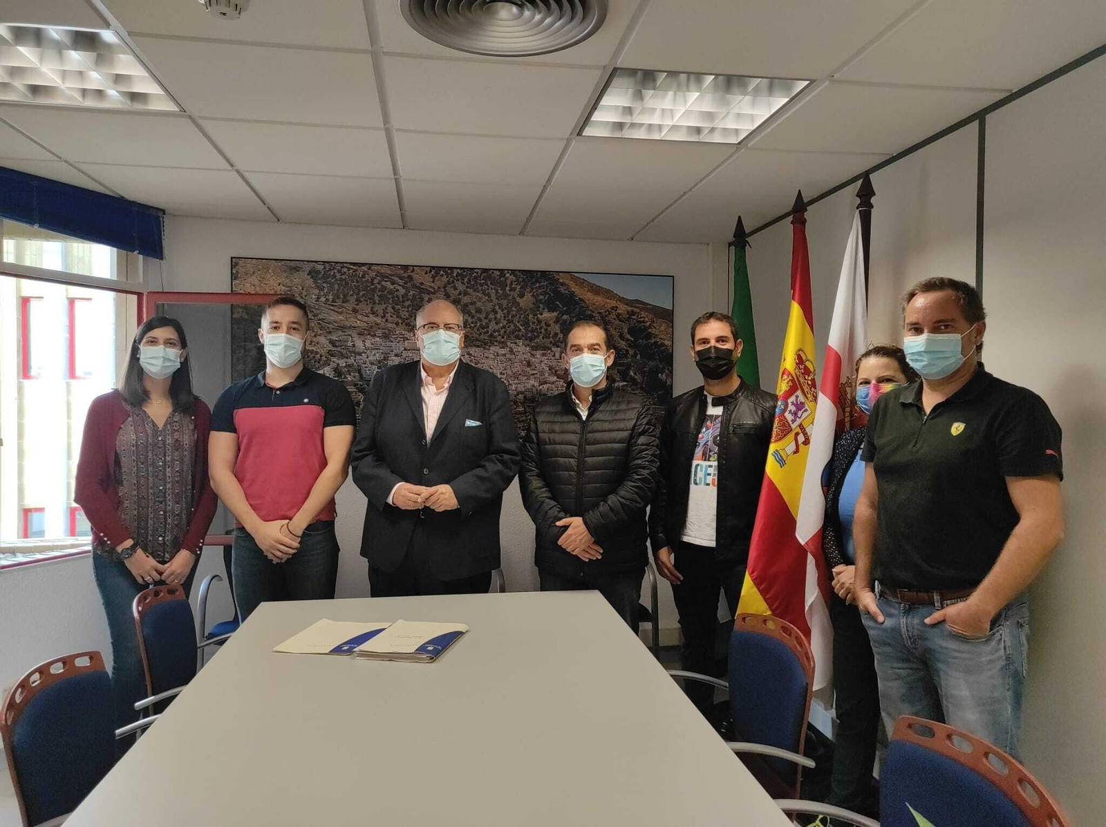 El diputado Eugenio Gonzálvez y responsables del área de Asistencia a Municipios.