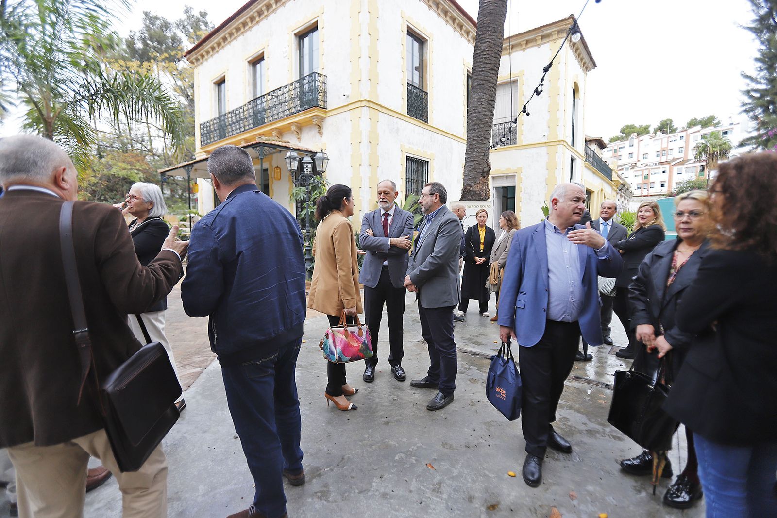 Imágenes de la recepción del Foro Gerardo Rojas de Huelva Información