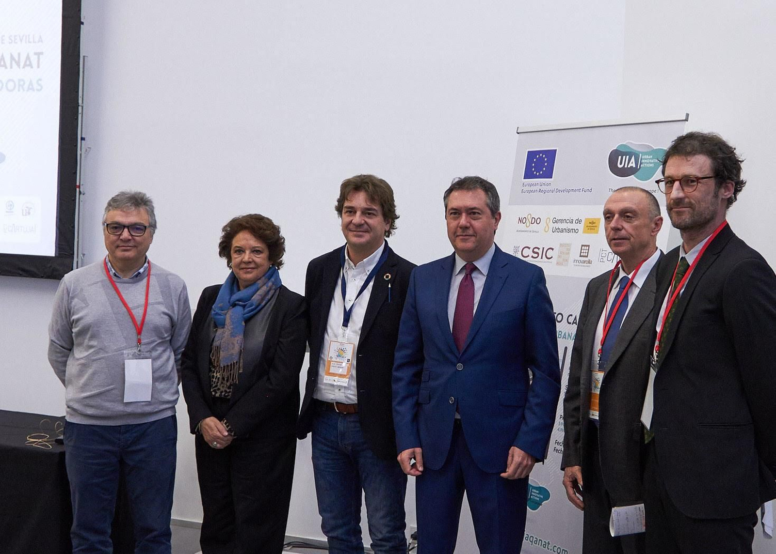 David Bustos, Carmen Castreño, Francisco Javier Ayala, Juan Espadas, Jaime Palop y Jean Christopher Charlie, en la inauguración del evento.
