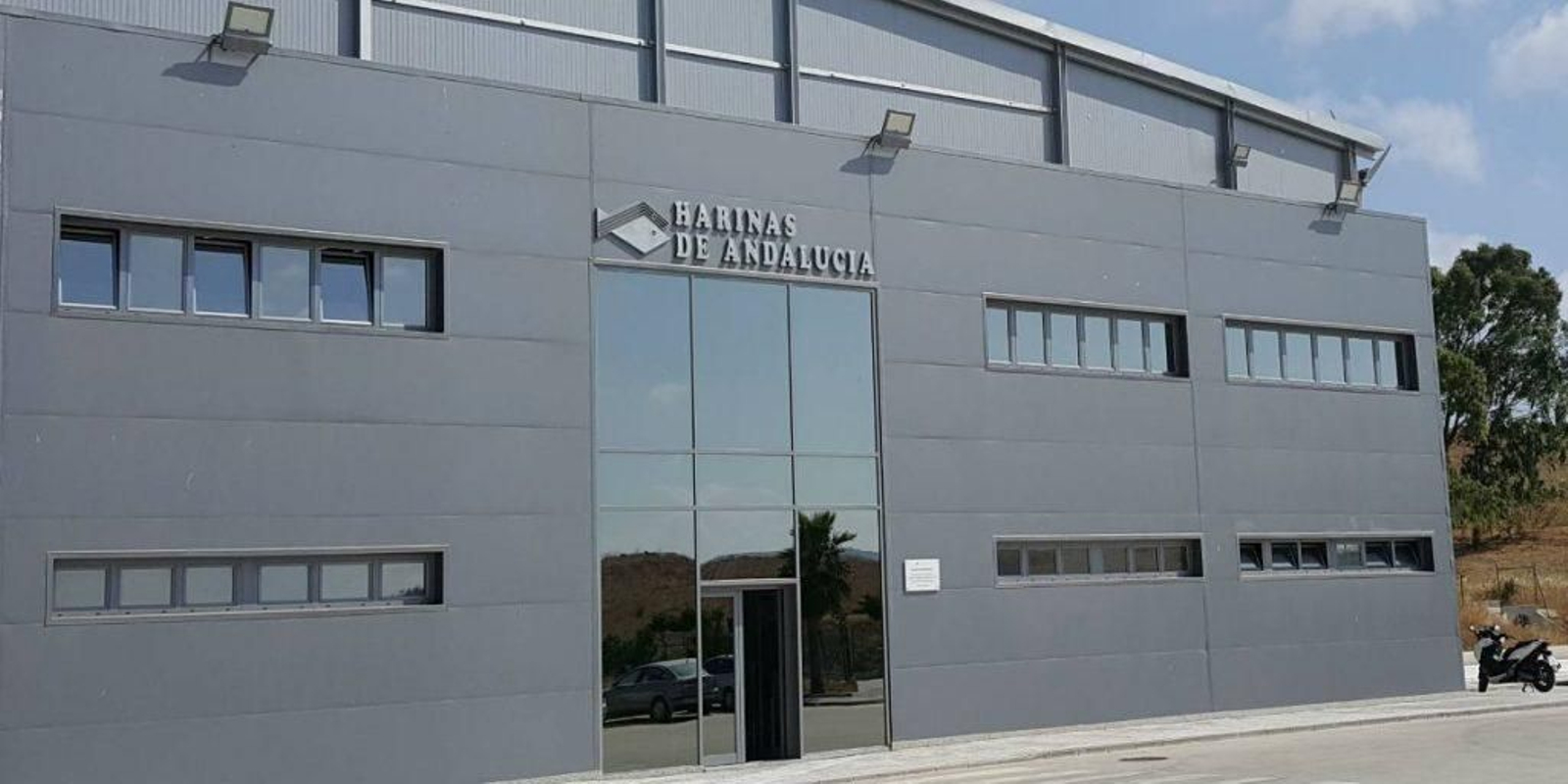 Entrada de la empresa Harinas Andalucía.