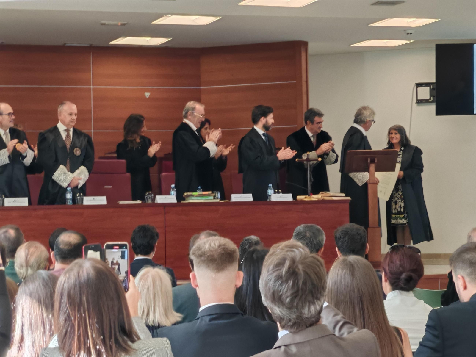 Actos del Colegio de Abogados por Santa Teresa.