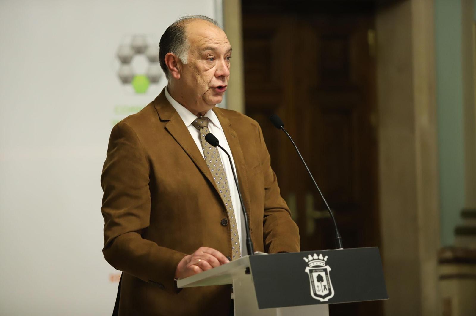 Imágenes de la entrega de los II Premios al Comercio de Huelva