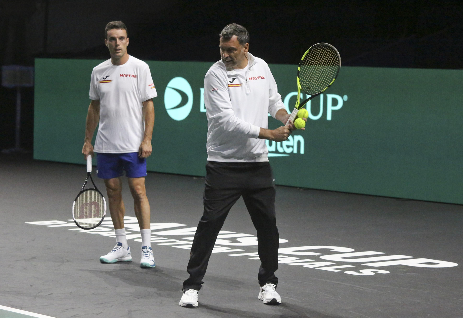 La metamorfosis del Carpena para la Copa Davis, con los jugadores sobre la pista ya