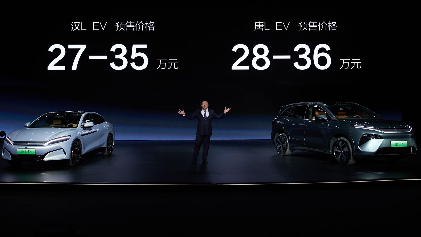 Los Hang y Tang ya a la venta en China, el primero con un precio de preventa de entre 270.000 y 350.000 yuanes, desde 34.095 euros; el segundo con precios de 280.000 a 360.,000 yuanes, desde 35.358 euros; ya cuentan con la nueva tecnología de BYD.