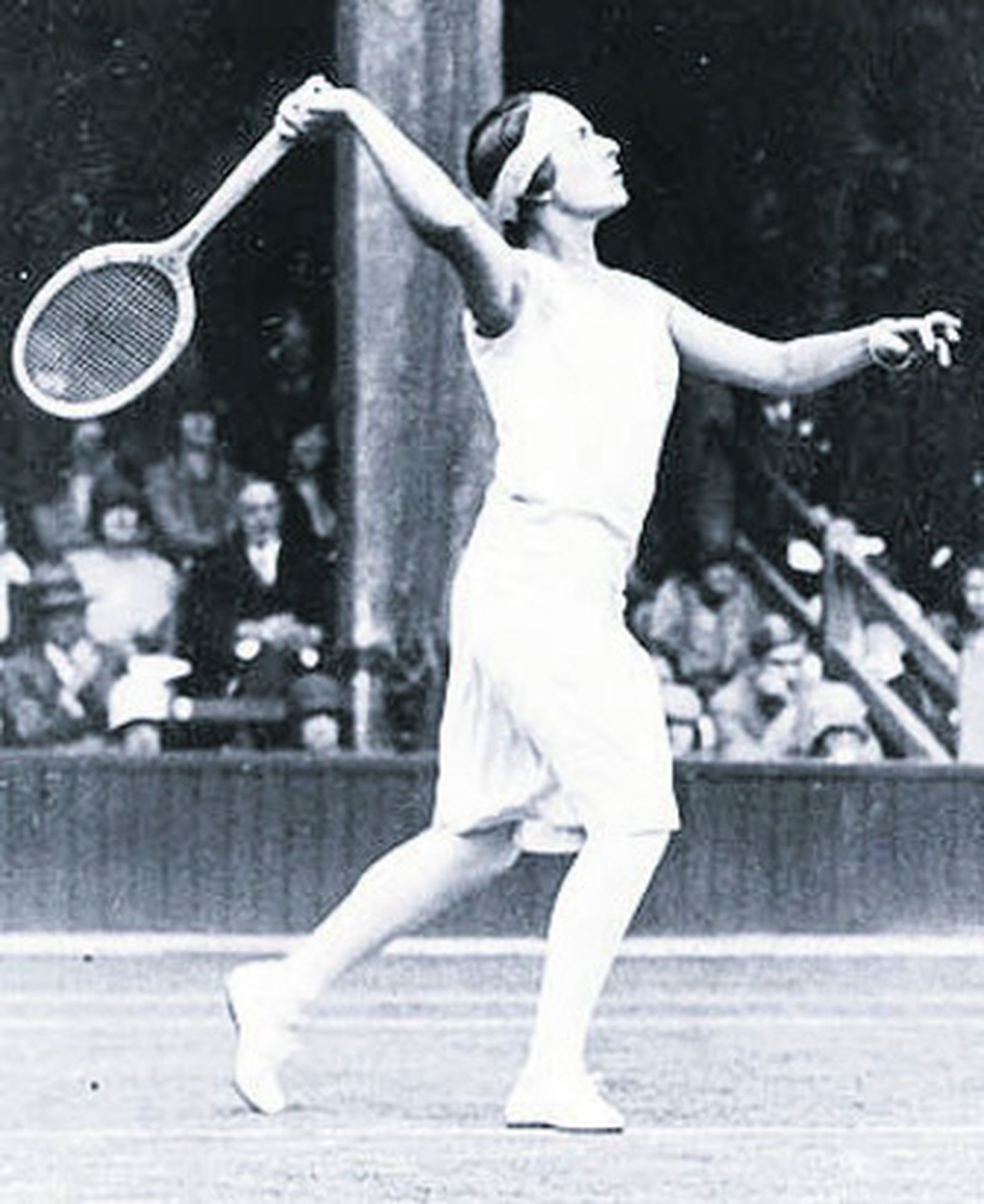'La Reina sin corona'. Así bautizaron los británicos a Lilí Álvarez, tres veces subcampeona de Wimbledon. A la derecha, Gussy Moran.