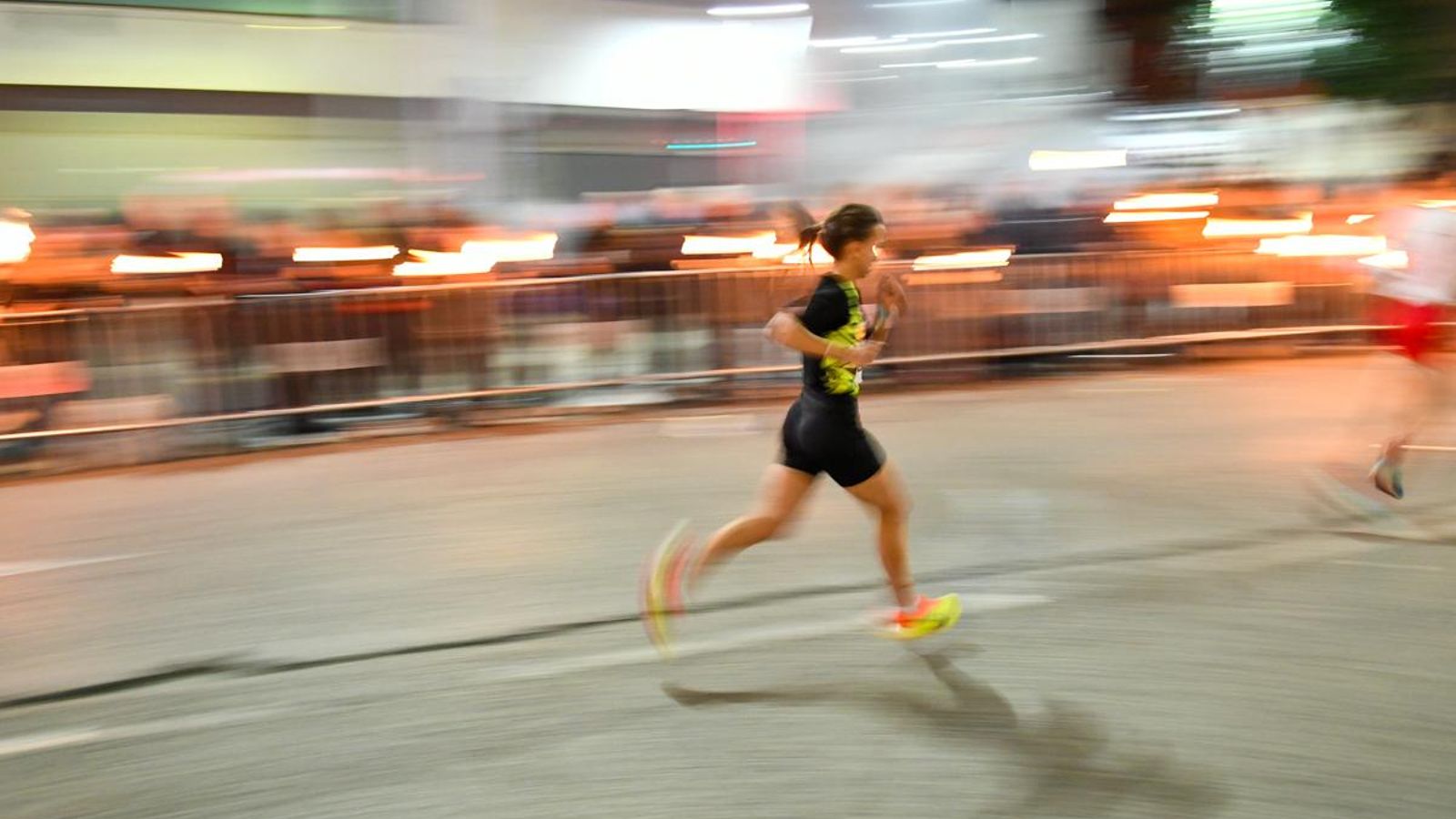 En imágenes: la élite del atletismo mundial despliega su calidad en la Carrera de San Antón de Jaén