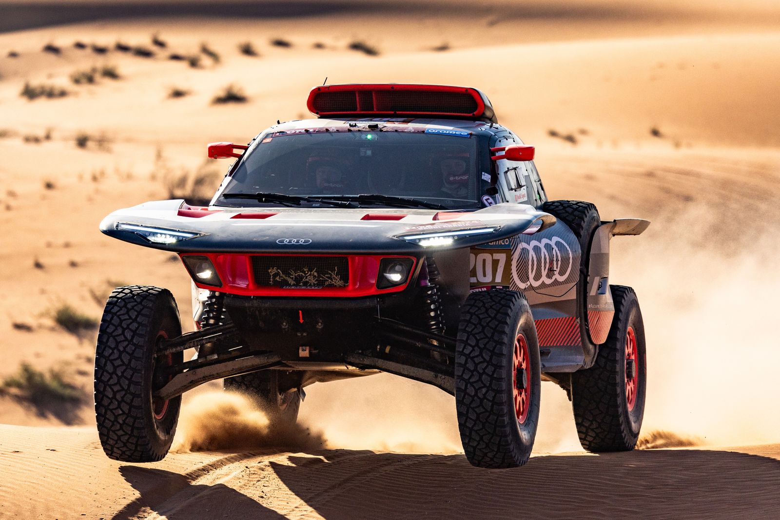Las espectaculares imágenes del Dakar por las dunas