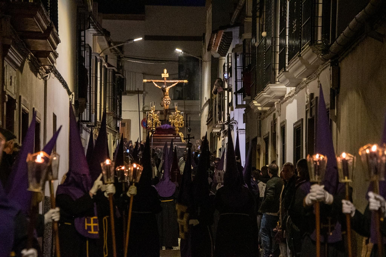 Lunes Santo en Montilla: La procesión del Cristo del Perdón, en imágenes Lunes Santo en Montilla: La procesión del Cristo del Perdón, en imágenes