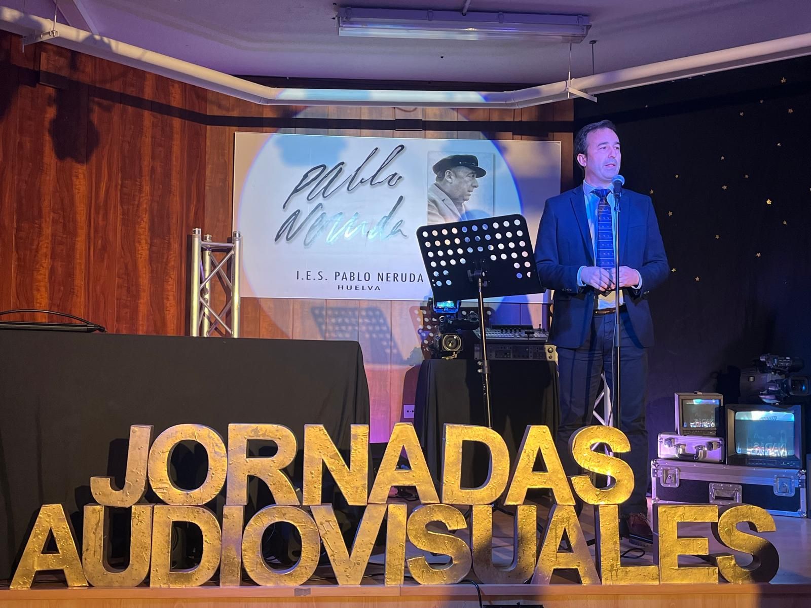 Inauguración de las Jornadas Audiovisuales del IES Pablo Neruda.