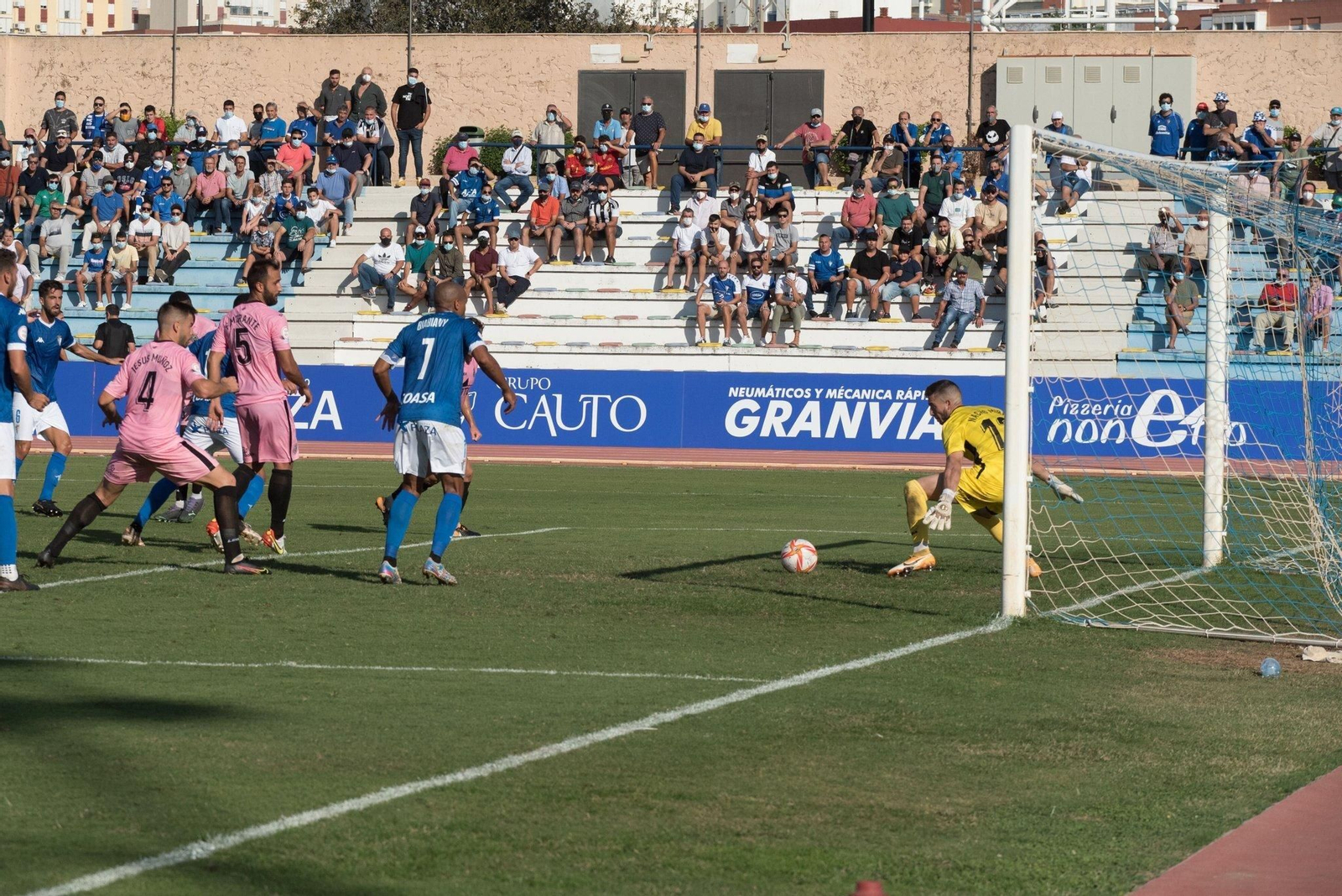 Las fotos del San Fernando-Balona