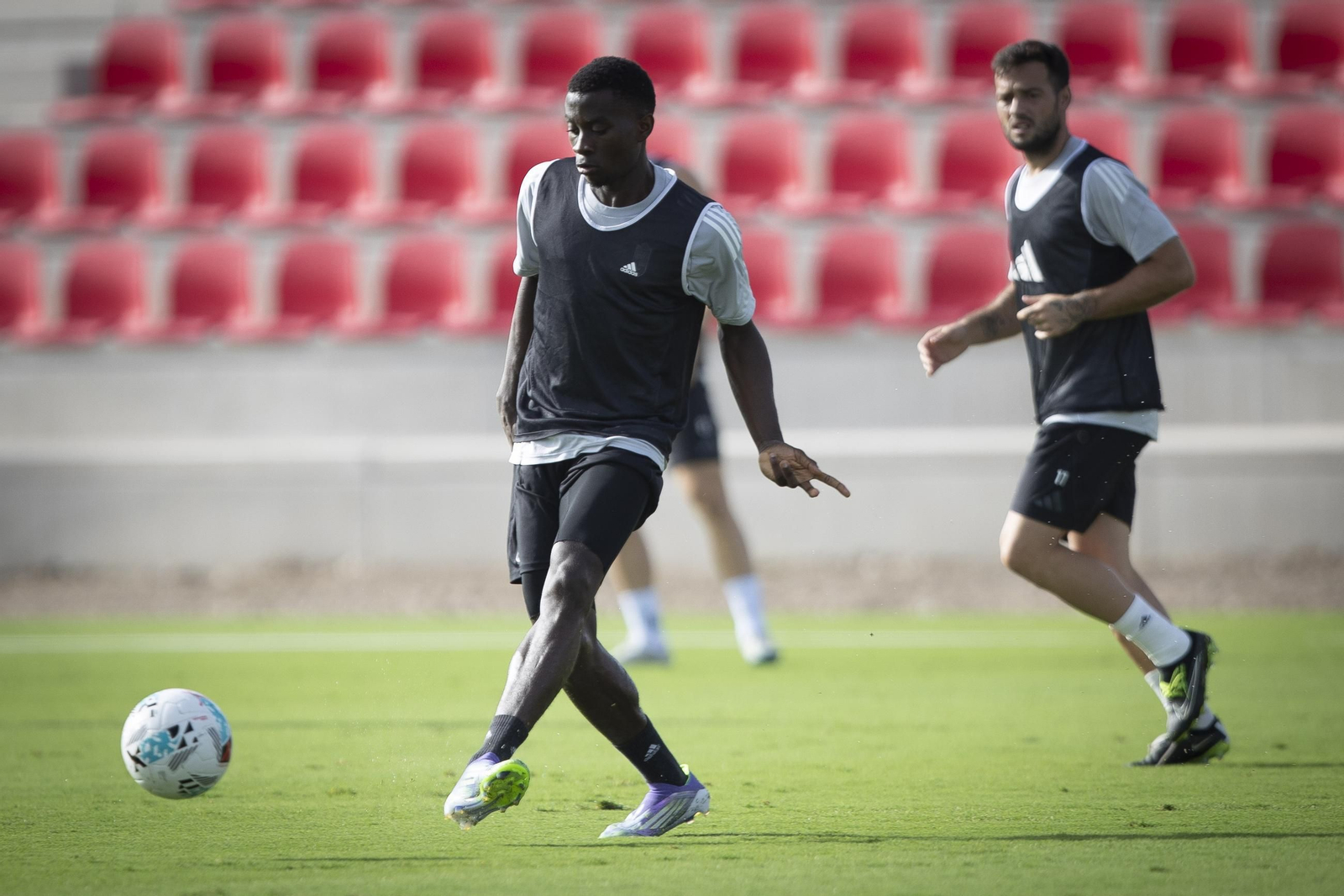 Las imágenes del entrenamiento del Granada CF