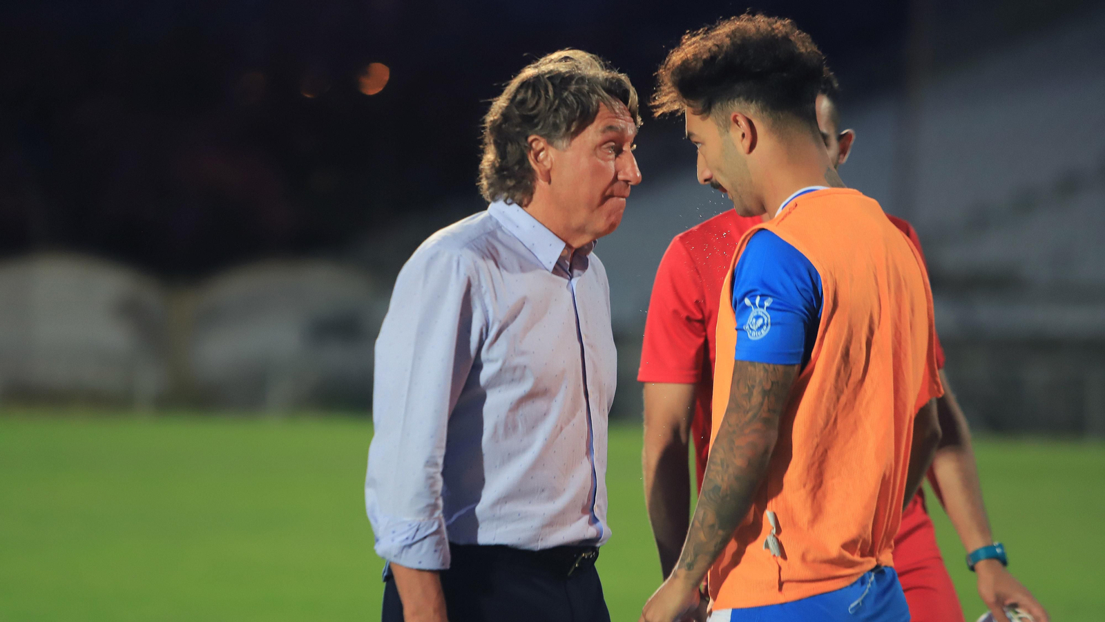 Imágenes de la semifinal por el ascenso entre el  Xerez CD - Puente Genil