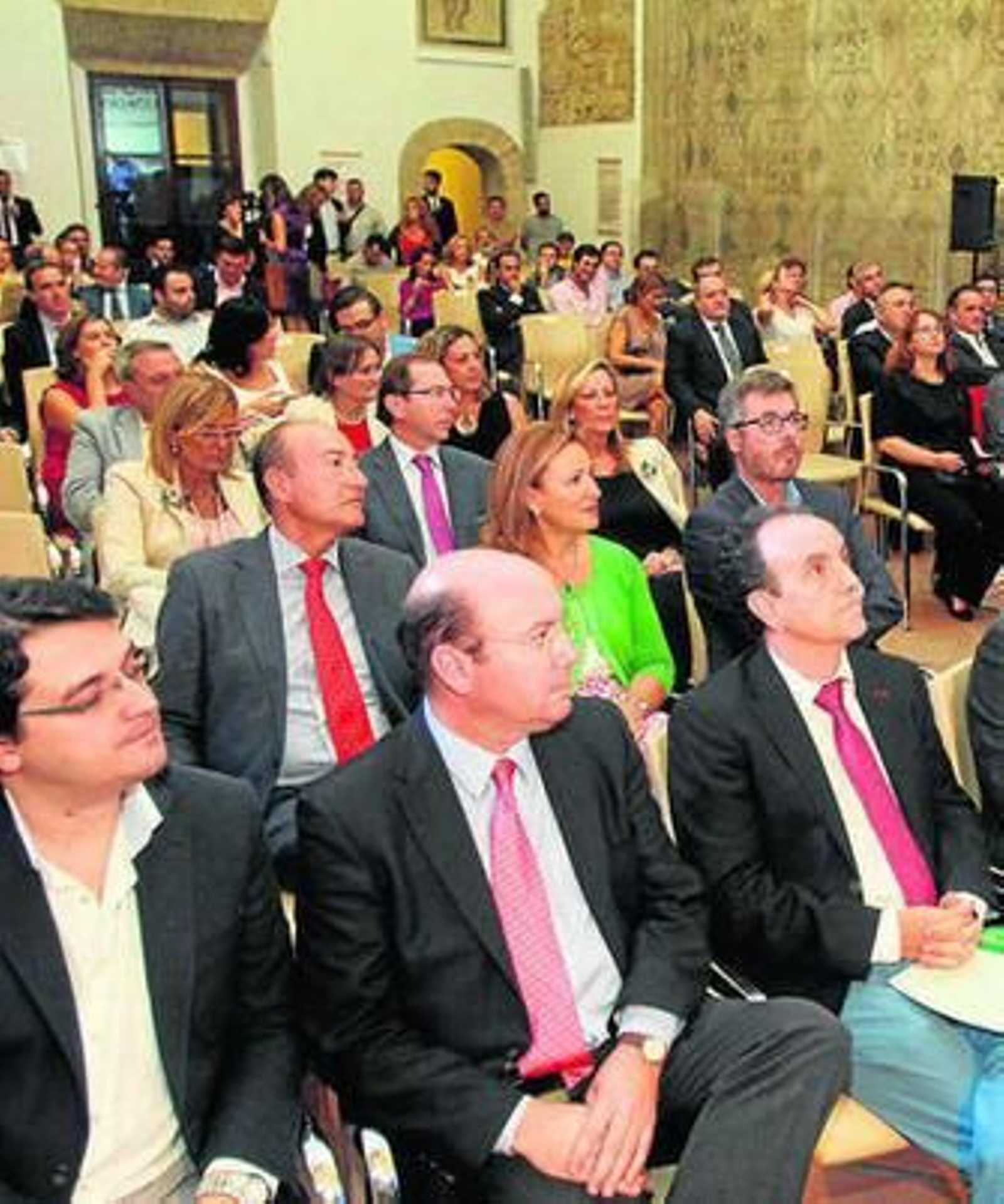 El consejero de Turismo, Rafael Rodríguez, y el alcalde de Córdoba, José Antonio Nieto, en la presentación del Plan Turístico.