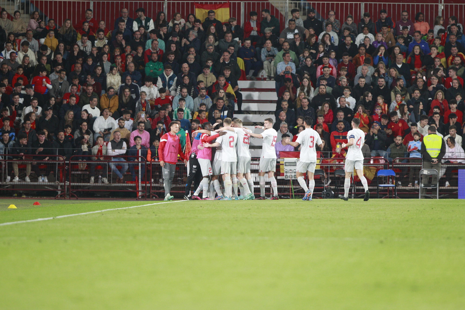 Imágenes del partido de fútbol amistoso entre las selecciones de España y Suiza Sub 21, disputado en Almería