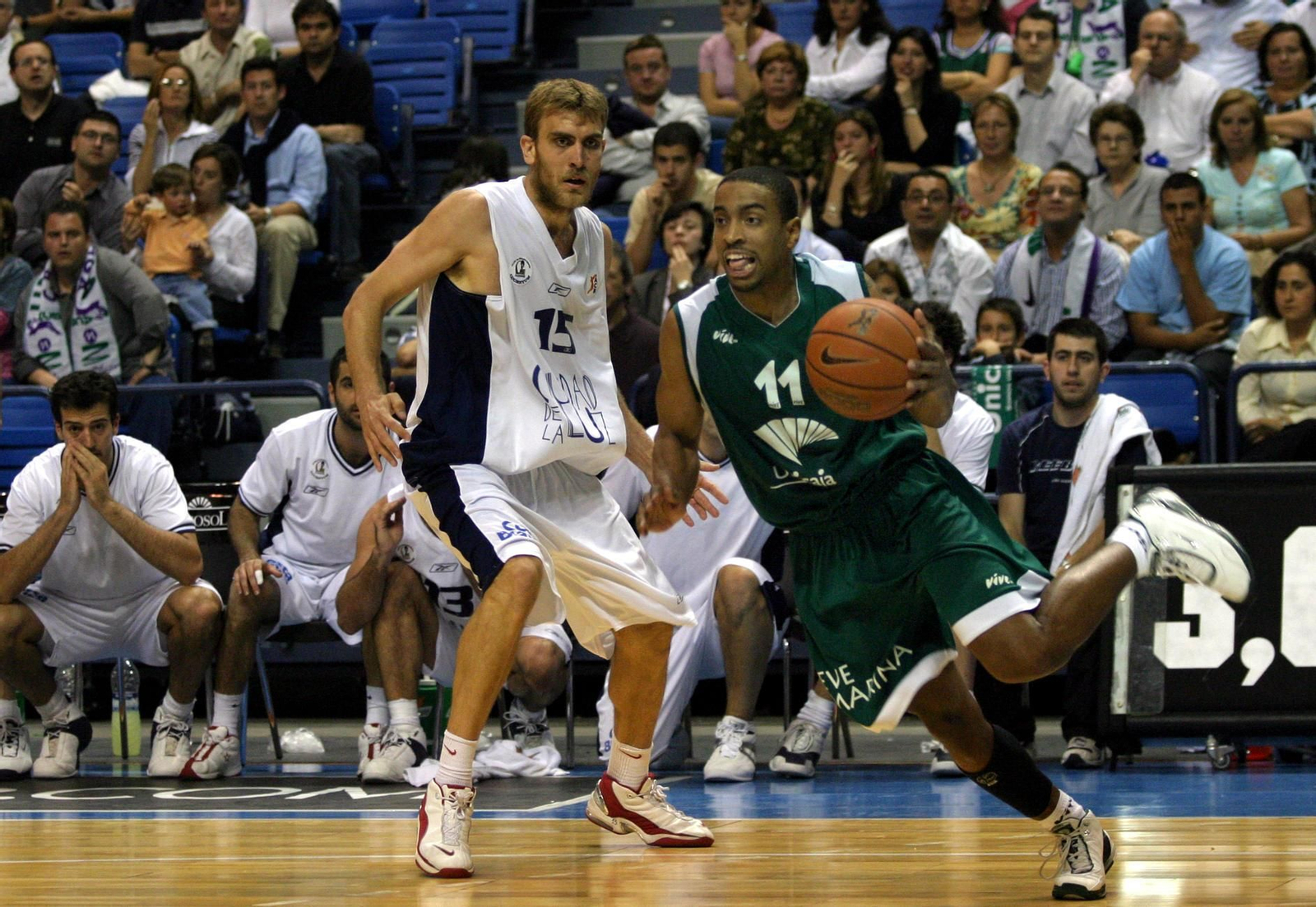 Louis Bullock, en un partido frente a Alicante.