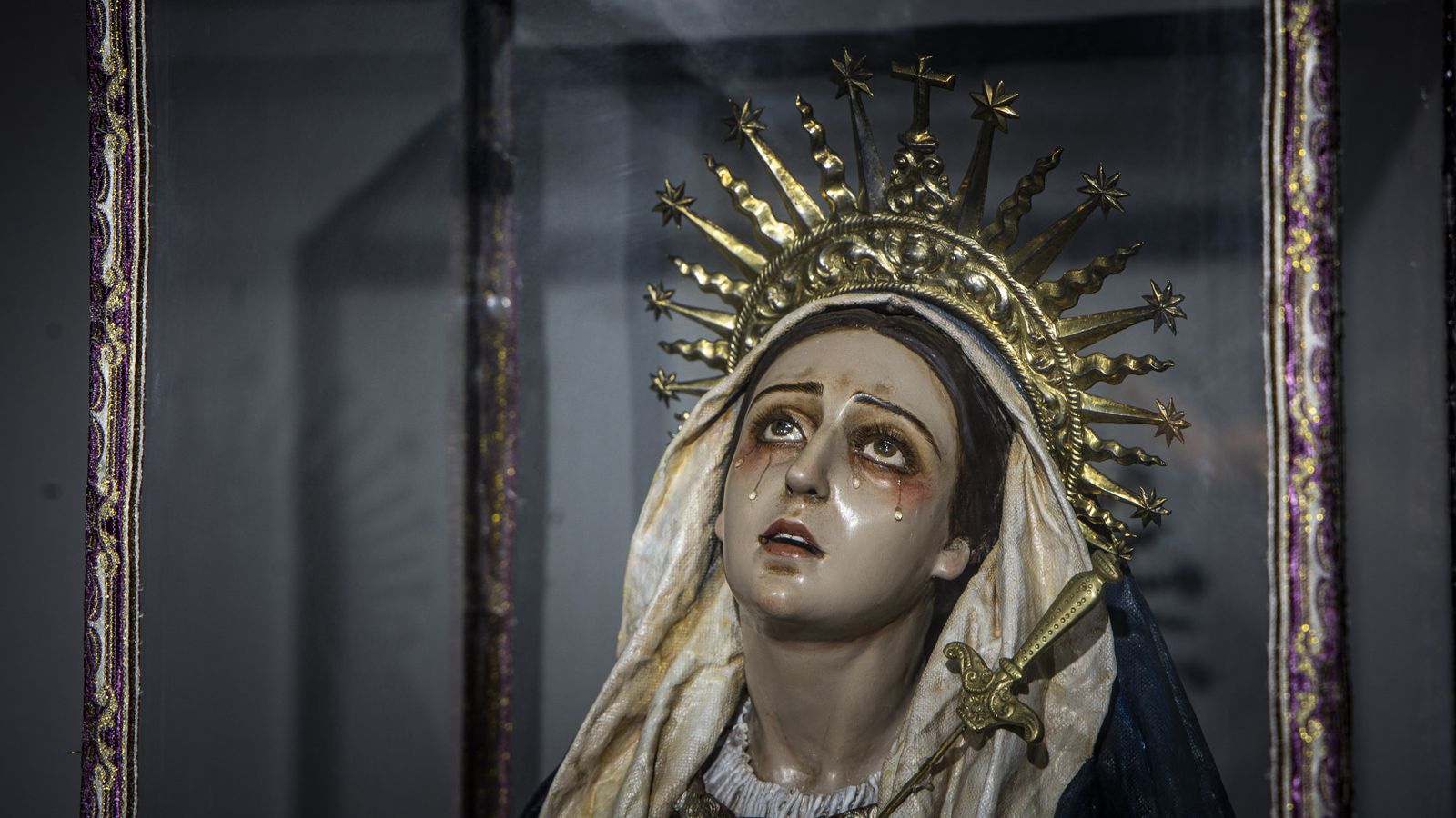 Las imágenes de «El sueño de un niño», la exposición del imaginero Luis González Rey en Cádiz