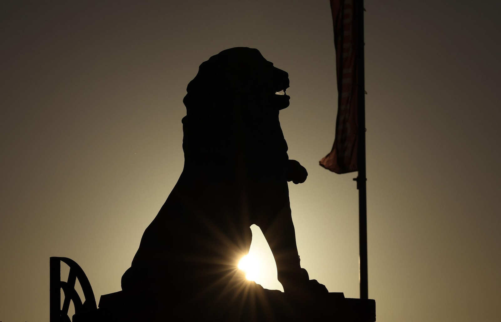 Aston Villa-Bolonia (4).jpg