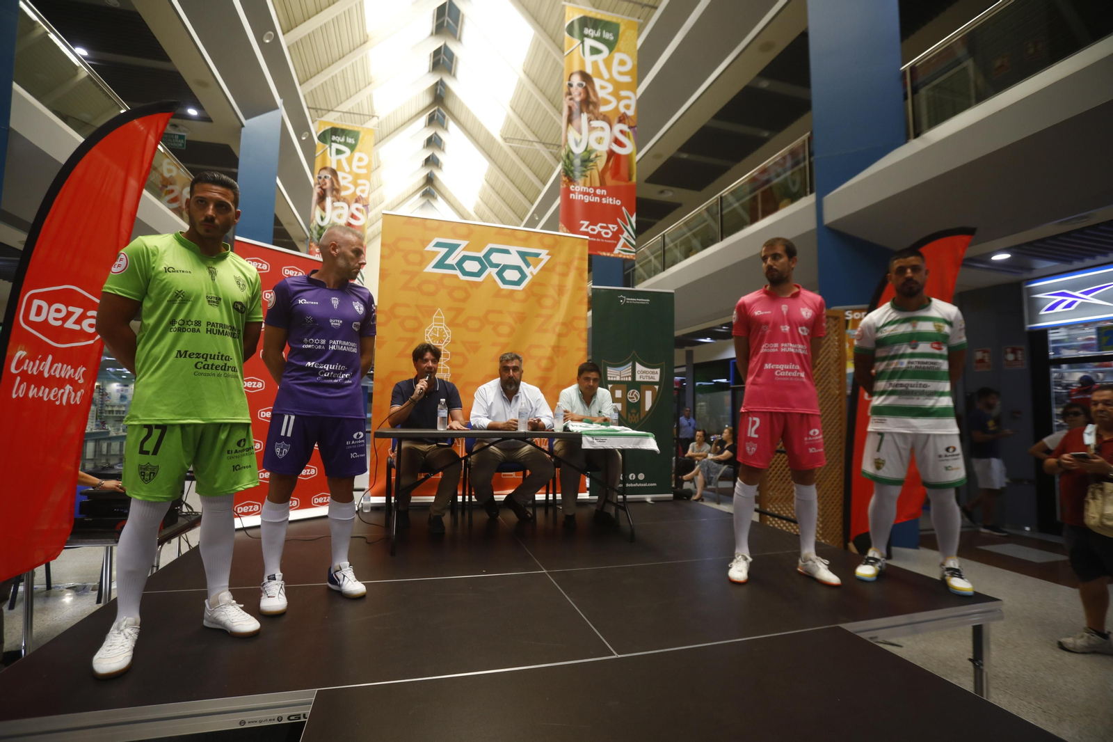 La presentación de las nuevas equipaciones del Córdoba Futsal, en imágenes