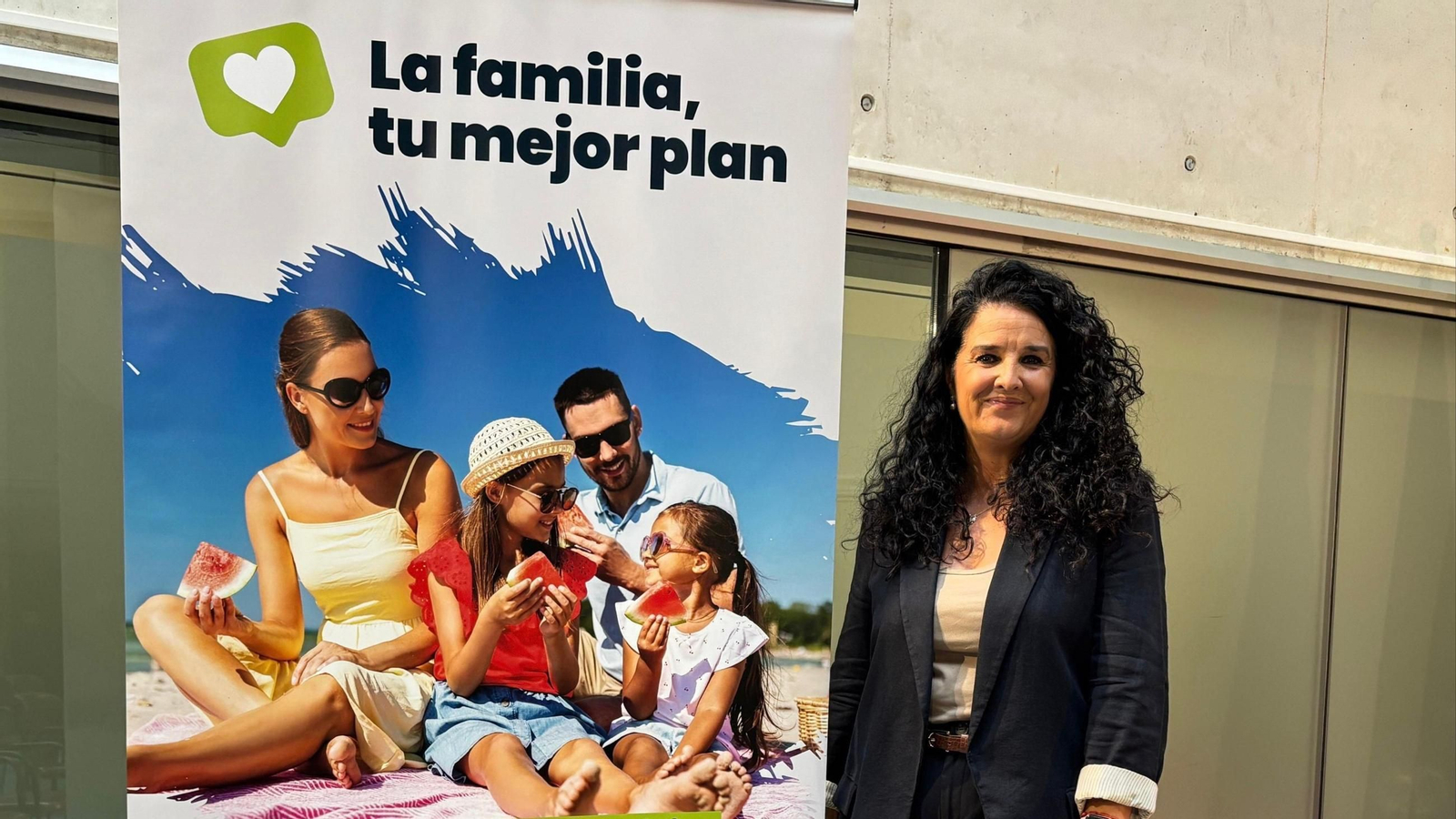 Imagen de la campaña ‘La familia, tu mejor plan’ de la Diputación de Granada