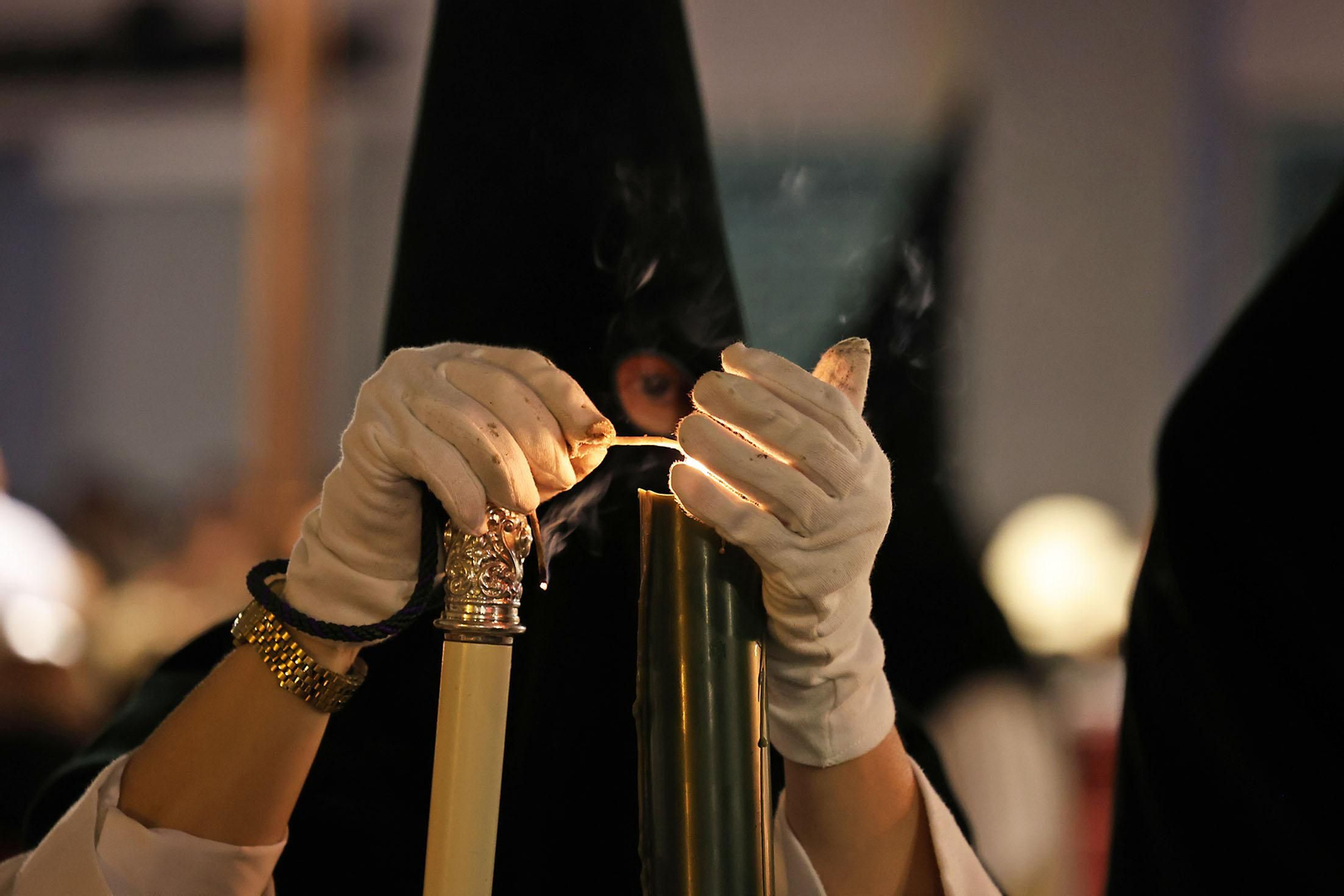 Miércoles Santo: La Hermandad de La Esperanza por las calles de Huelva