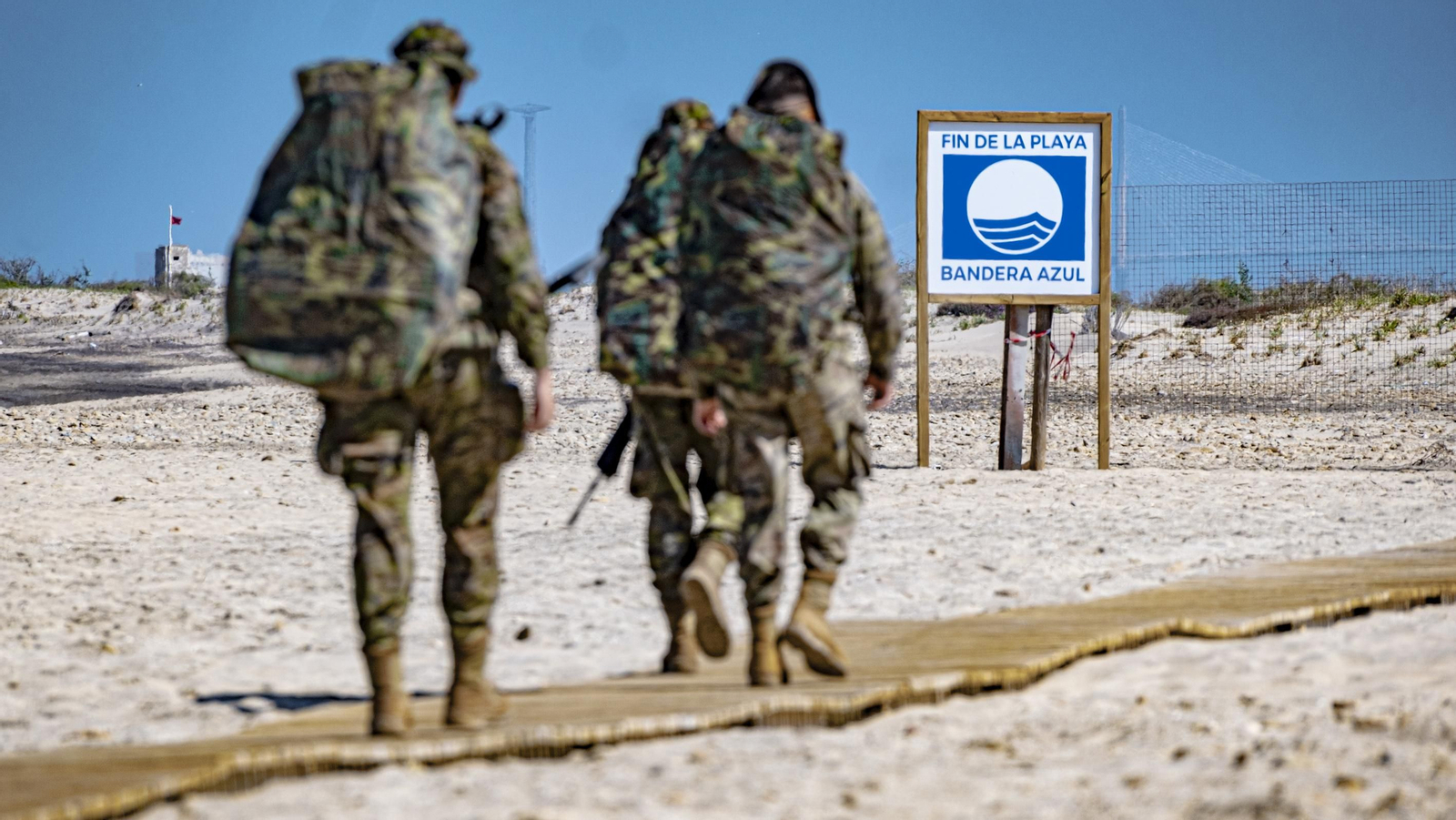 Comienza la temporada en la playa de Camposoto