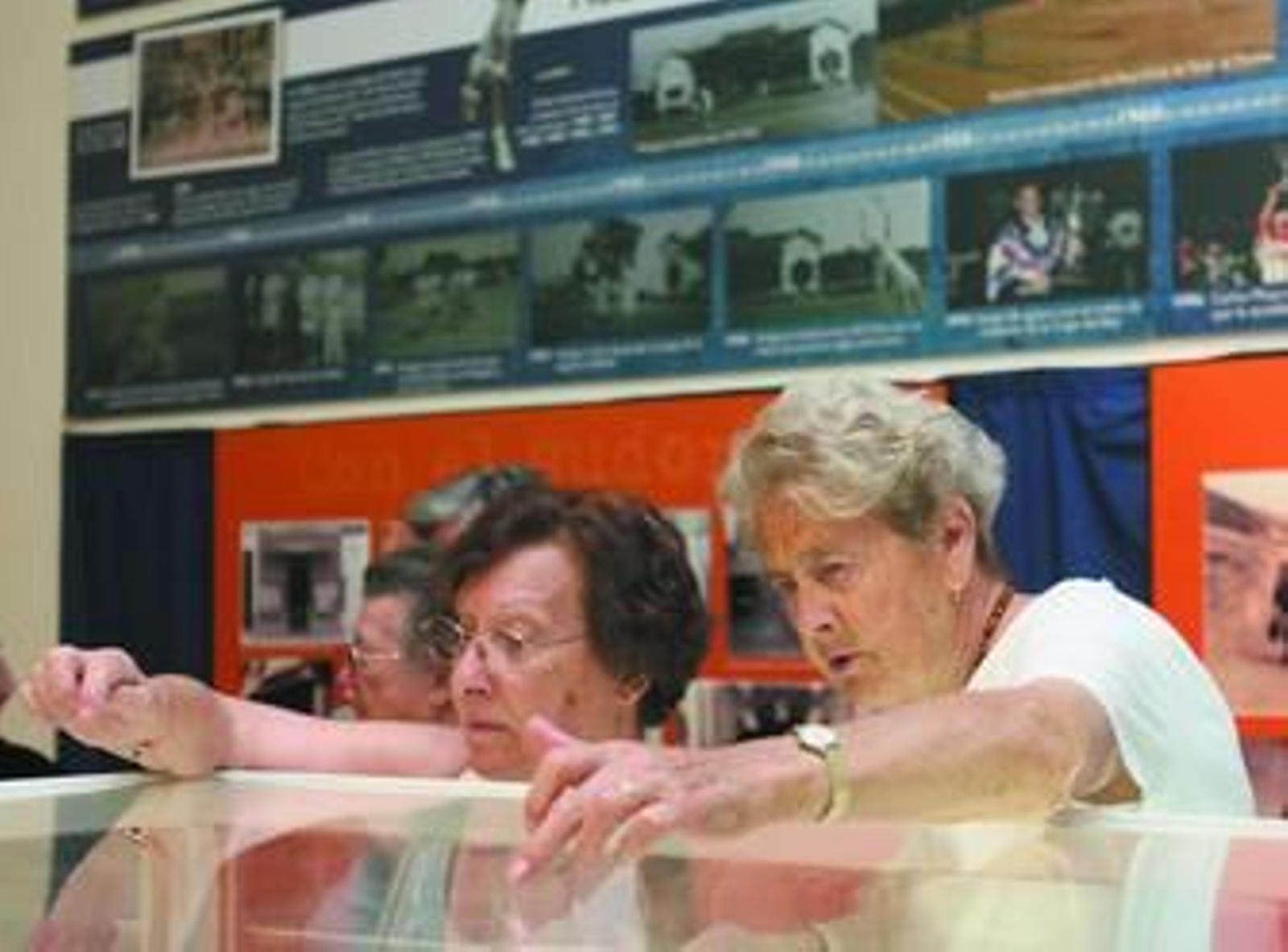 El Centro Puerta del Atlántico recuerda a Antonio León Ortega