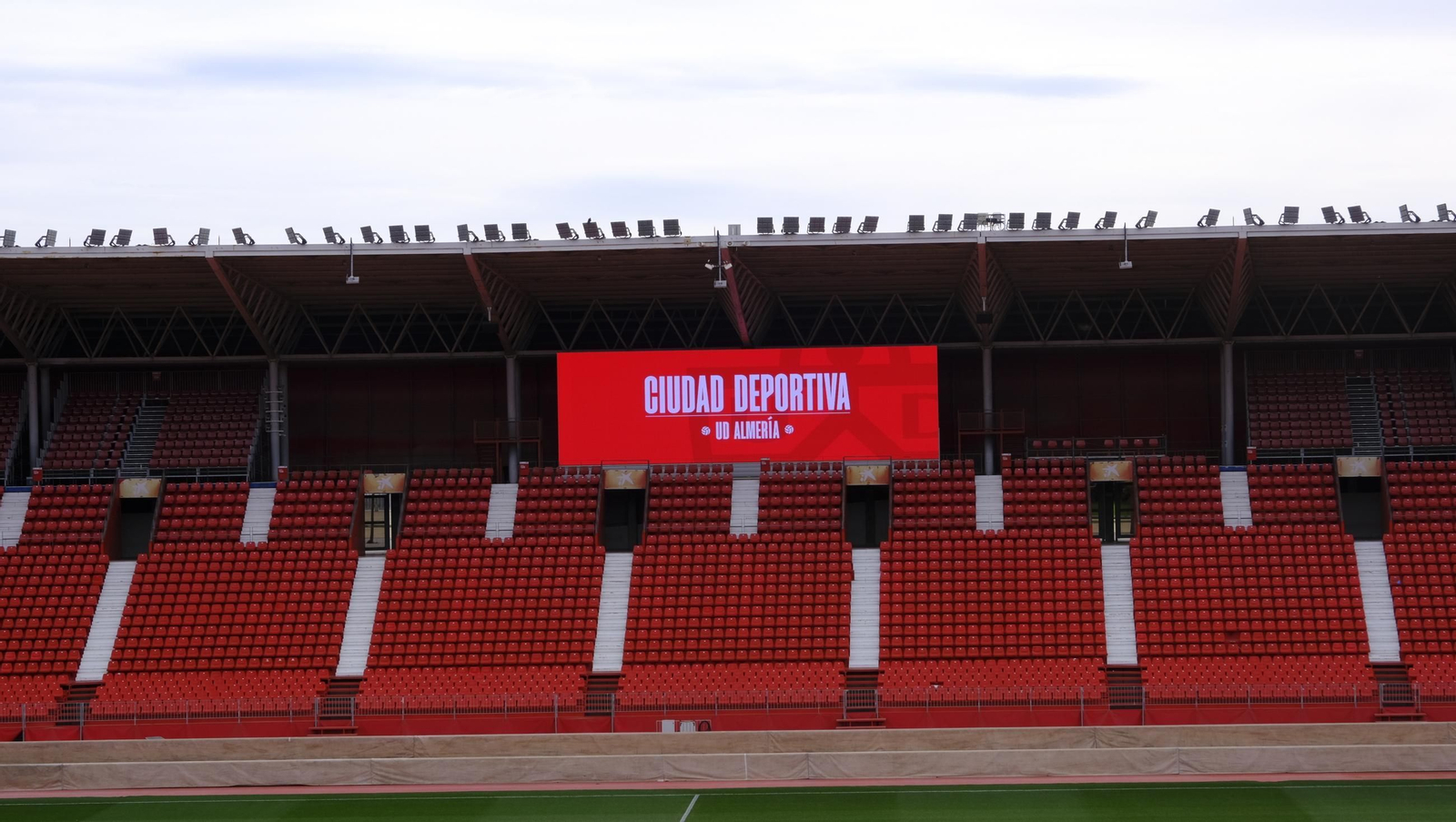 Presentación de la futura Ciudad Deportiva de la U.D. Almería, en imágenes