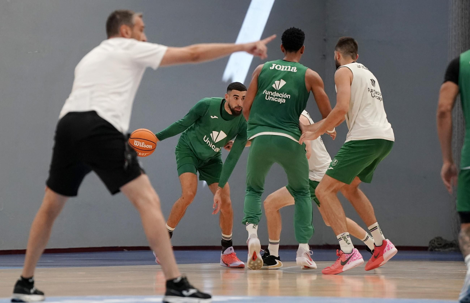 El último trabajo del Unicaja antes de la Copa Andalucía