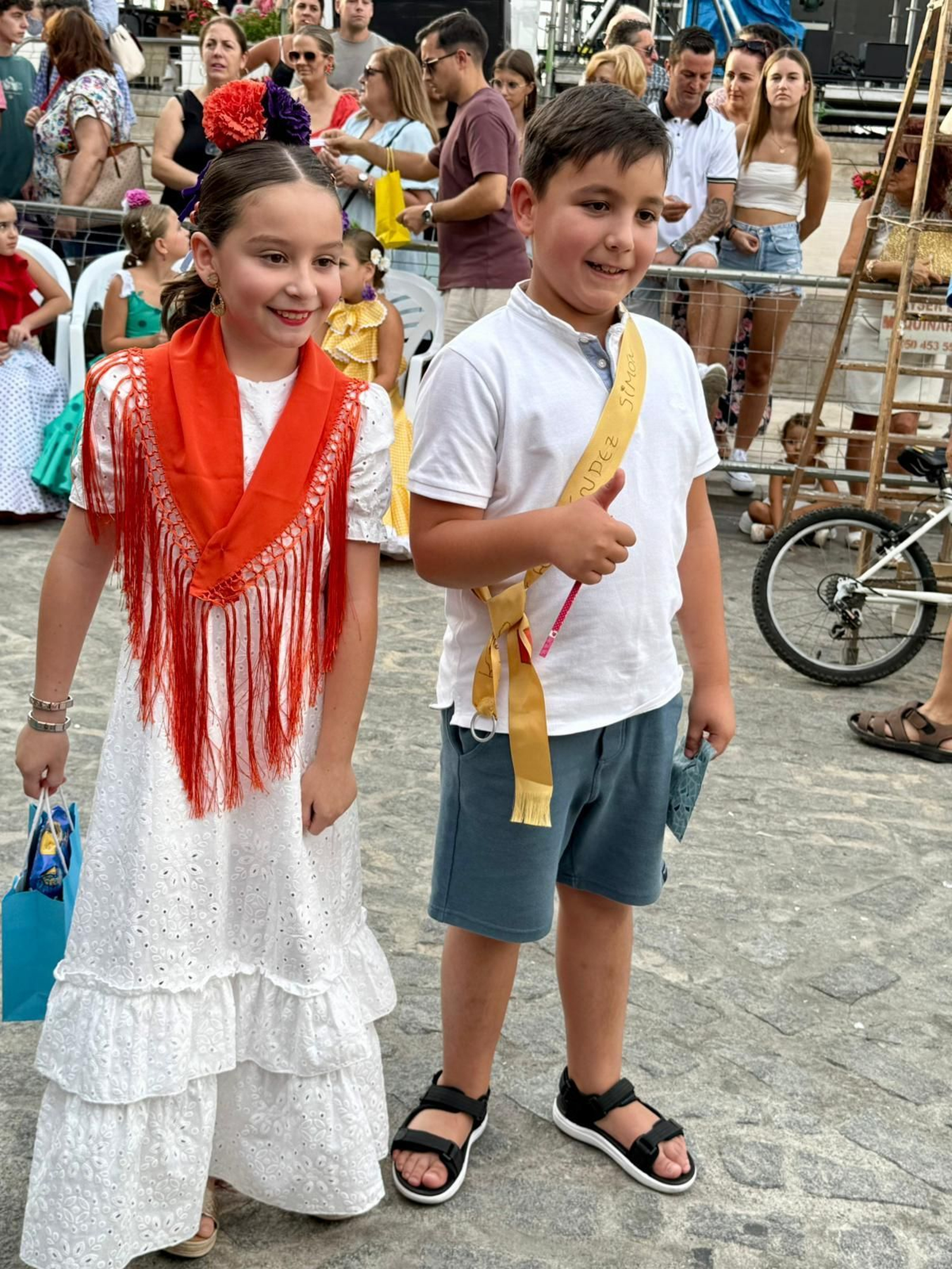 Las mejores imágenes de la Feria del Mediodía y la carrera de cintas infantiles de Mojácar