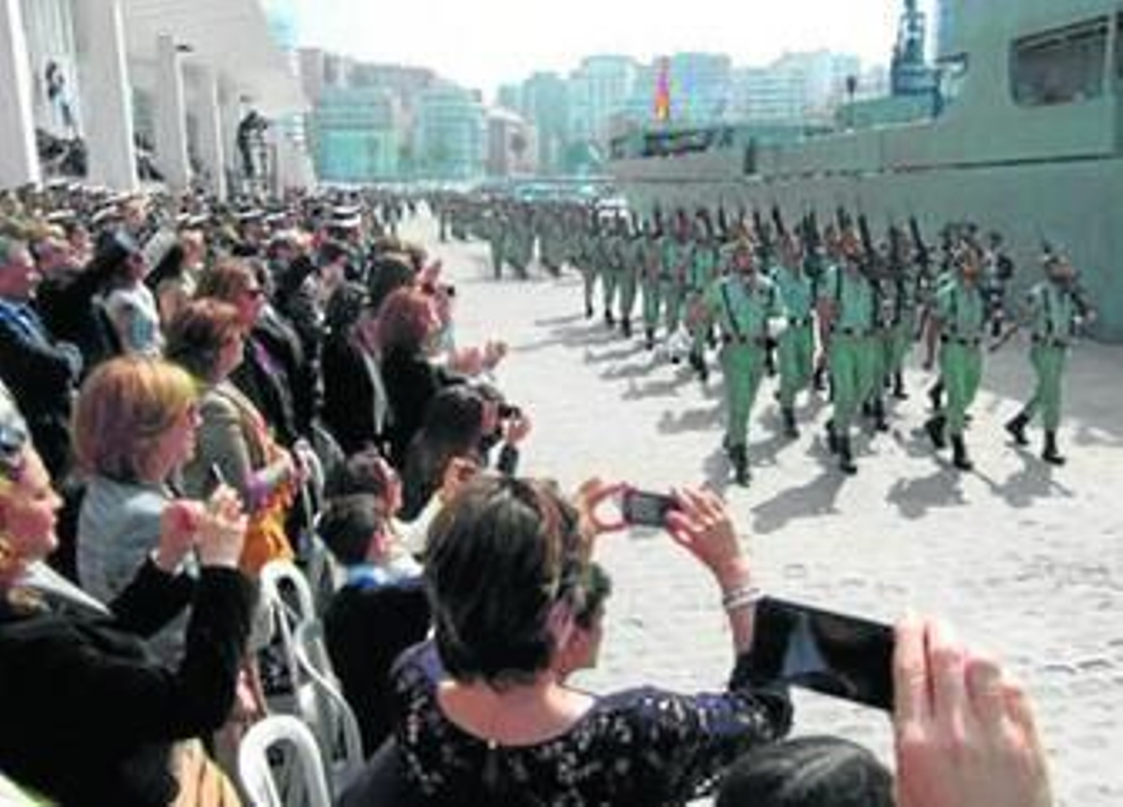 La Bandera de Zapadores de La Legión acompaña a su Protector