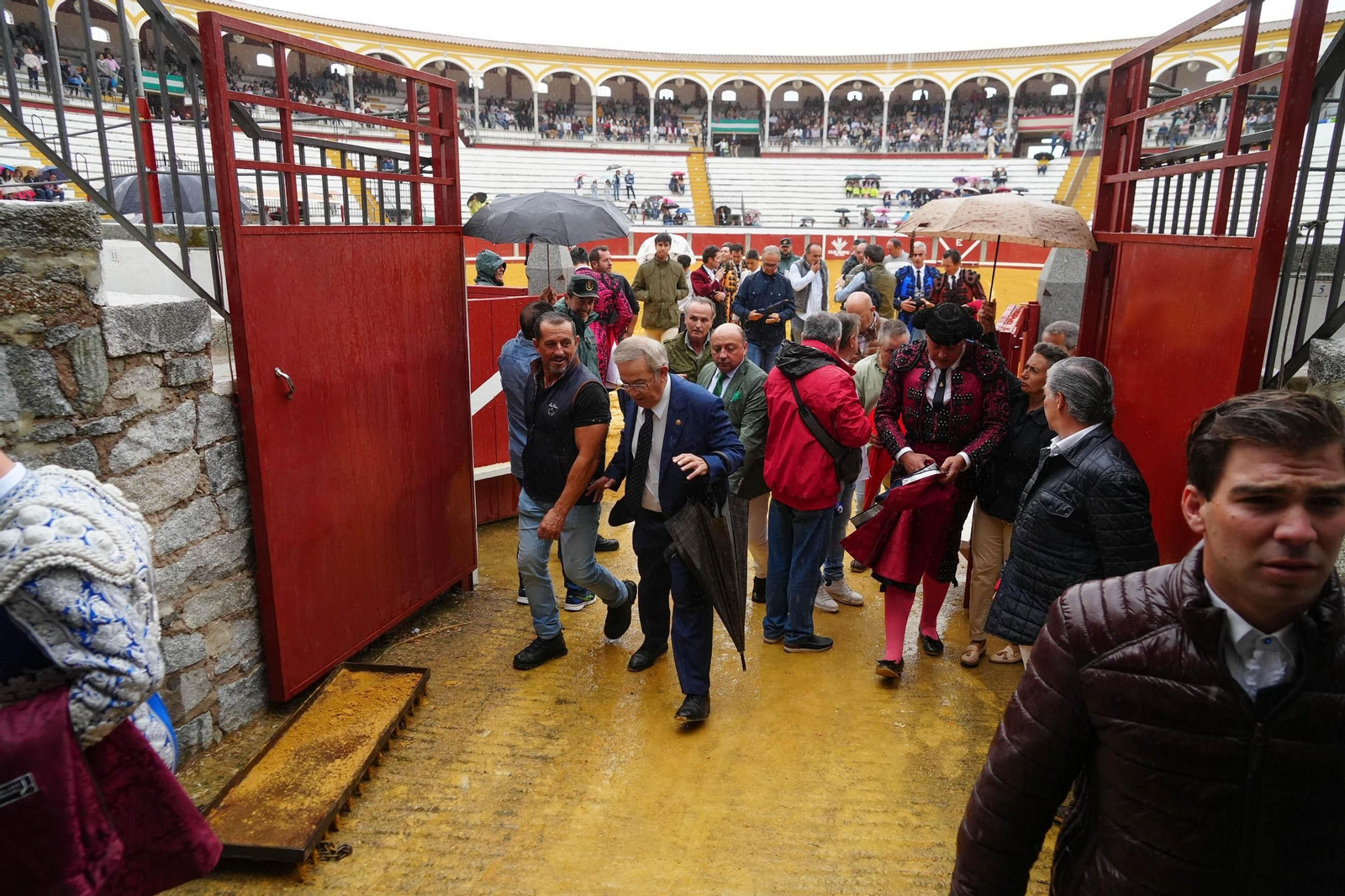 La corrida de rejones de la Feria de Pozoblanco, suspendida por la lluvia