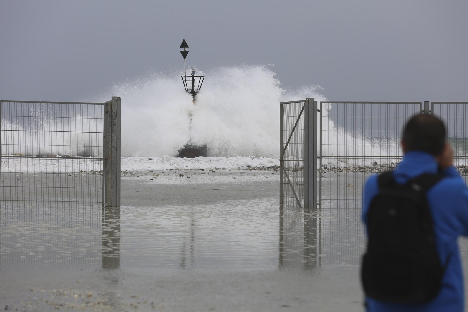 Las fotos del temporal en las playas de Málaga