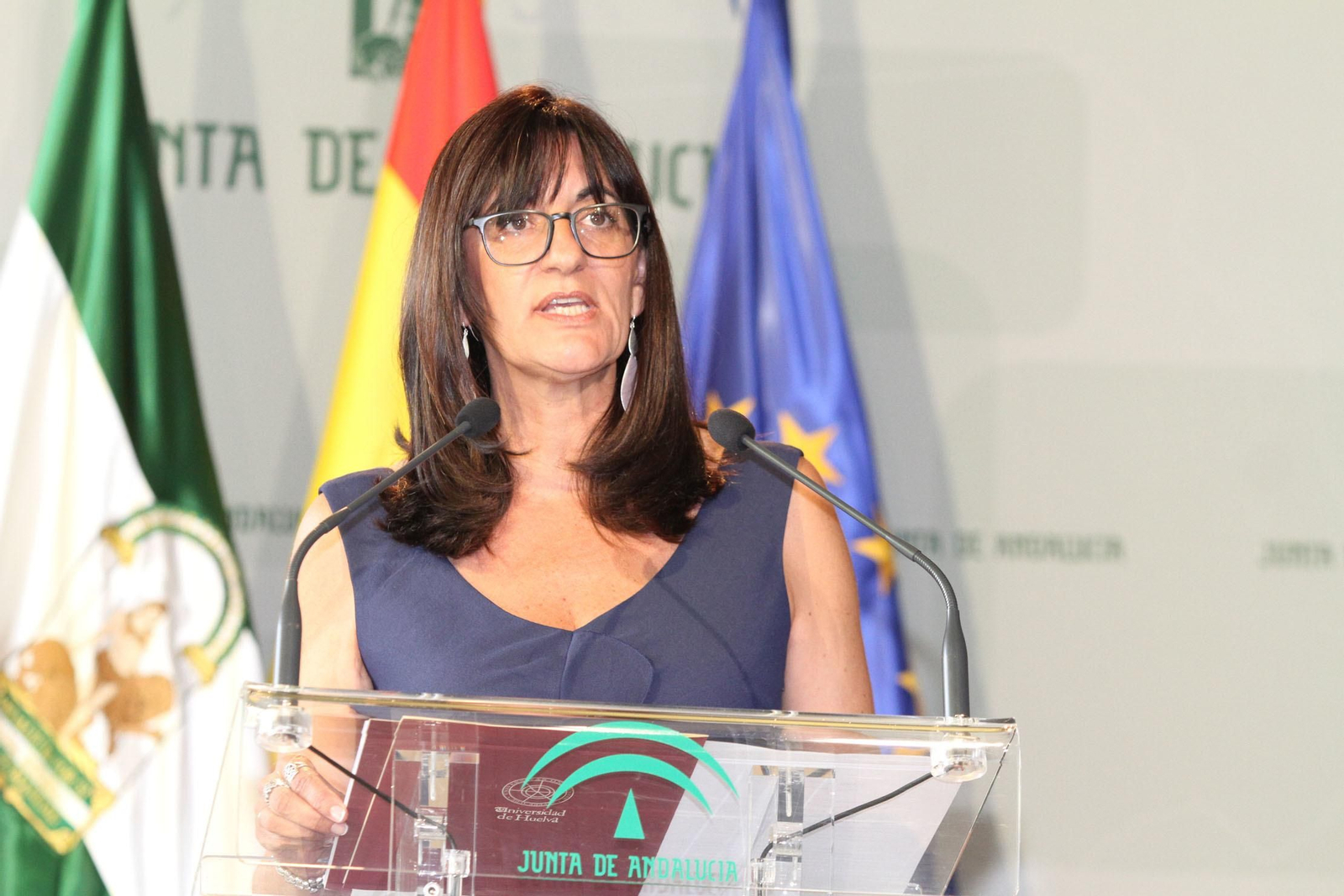 María Antonia Peña toma posesión como rectora de la Universidad de Huelva