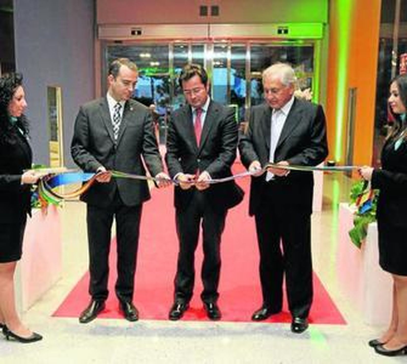 El edificio más alto de El Ejido fue inaugurado el pasado 27 de abril.