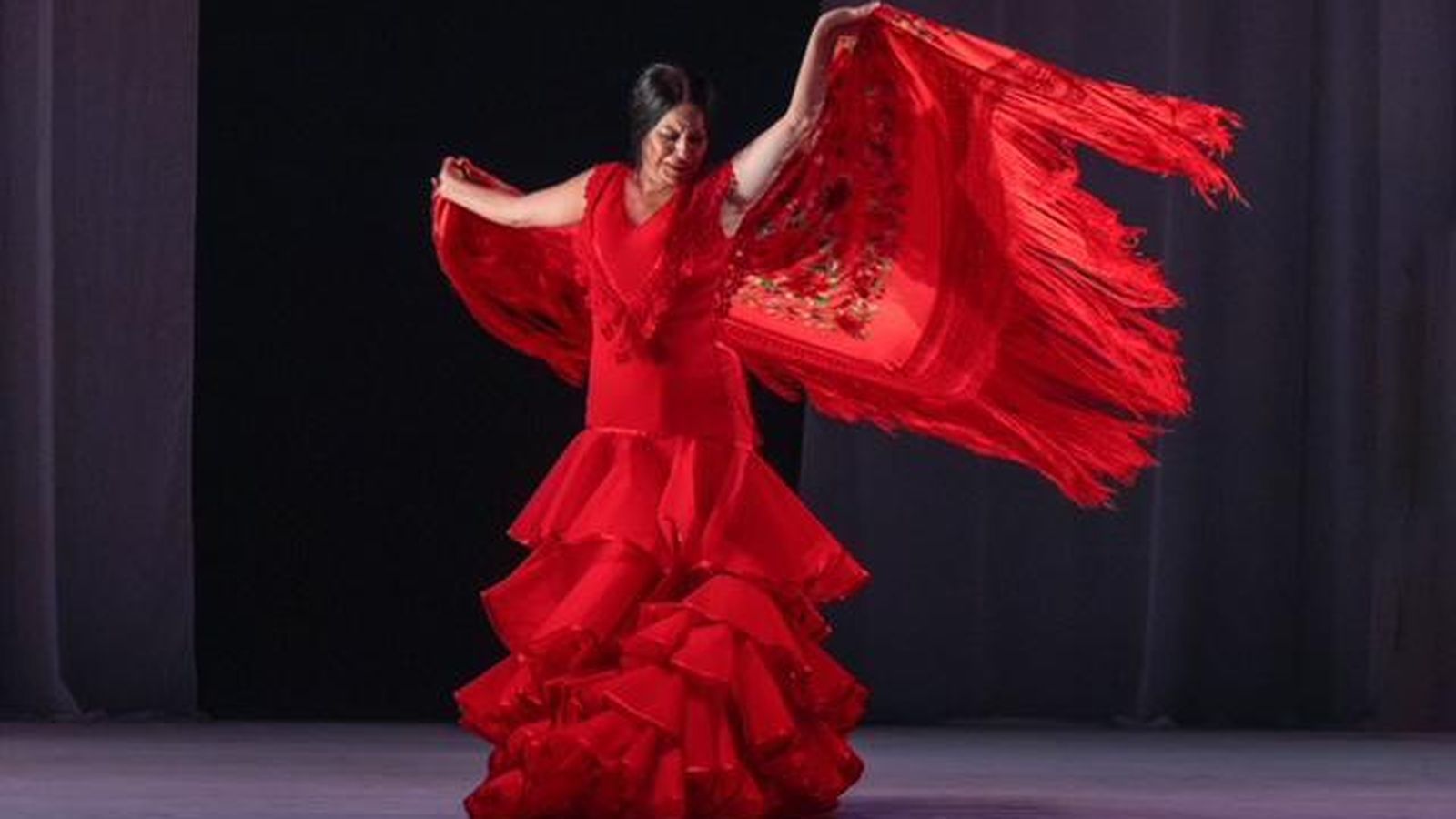 Mercedes de Córdoba deslumbra en su actuación en Londres.