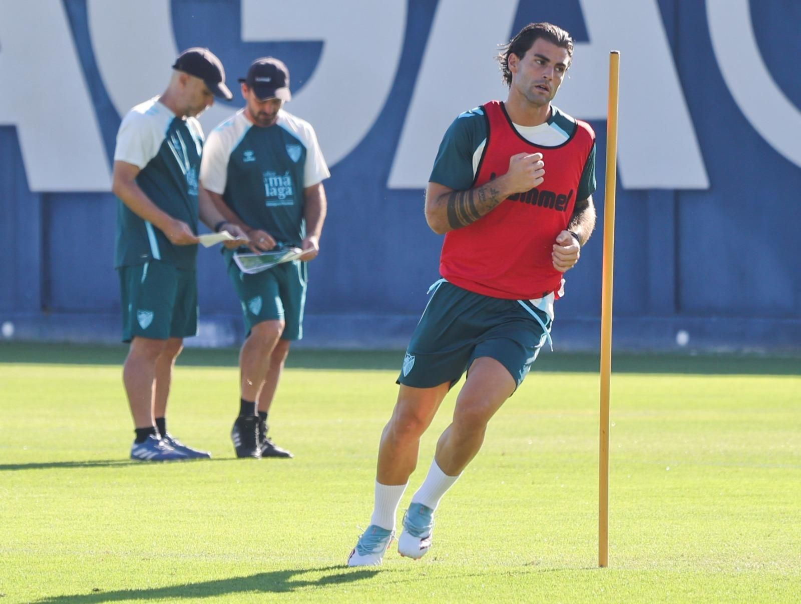 Eneko Jauregi no termina el entrenamiento para hacer labores de descarga
