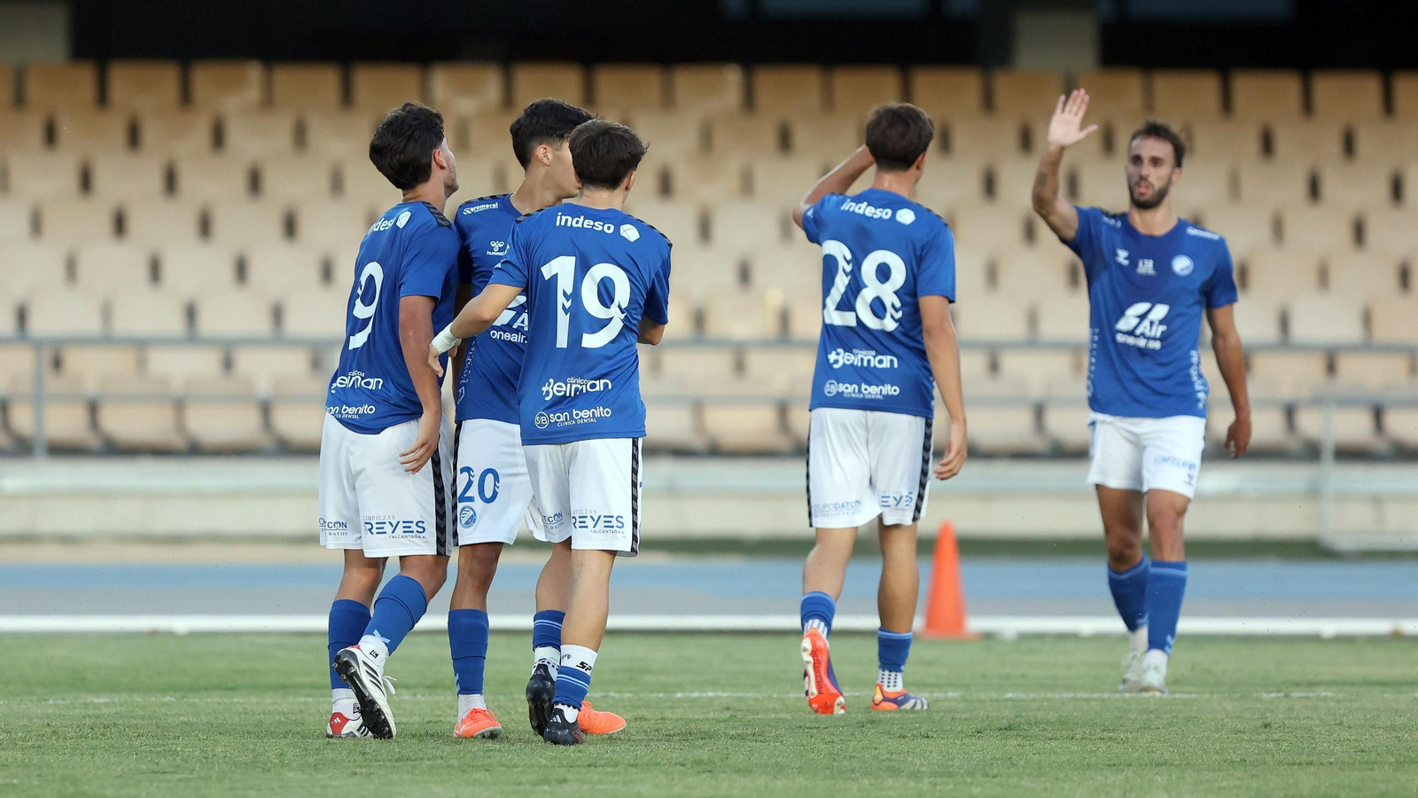 Imágenes del amistoso entre el Xerez DFC y el Ceuta B en Chapín