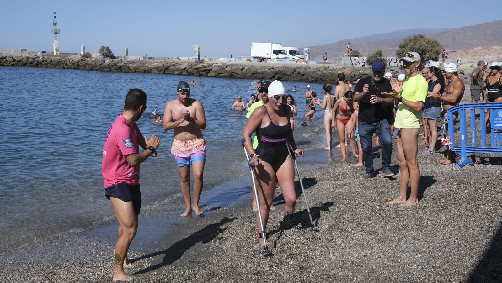 Imágenes de la travesía a nado de la Feria de Almería 2022