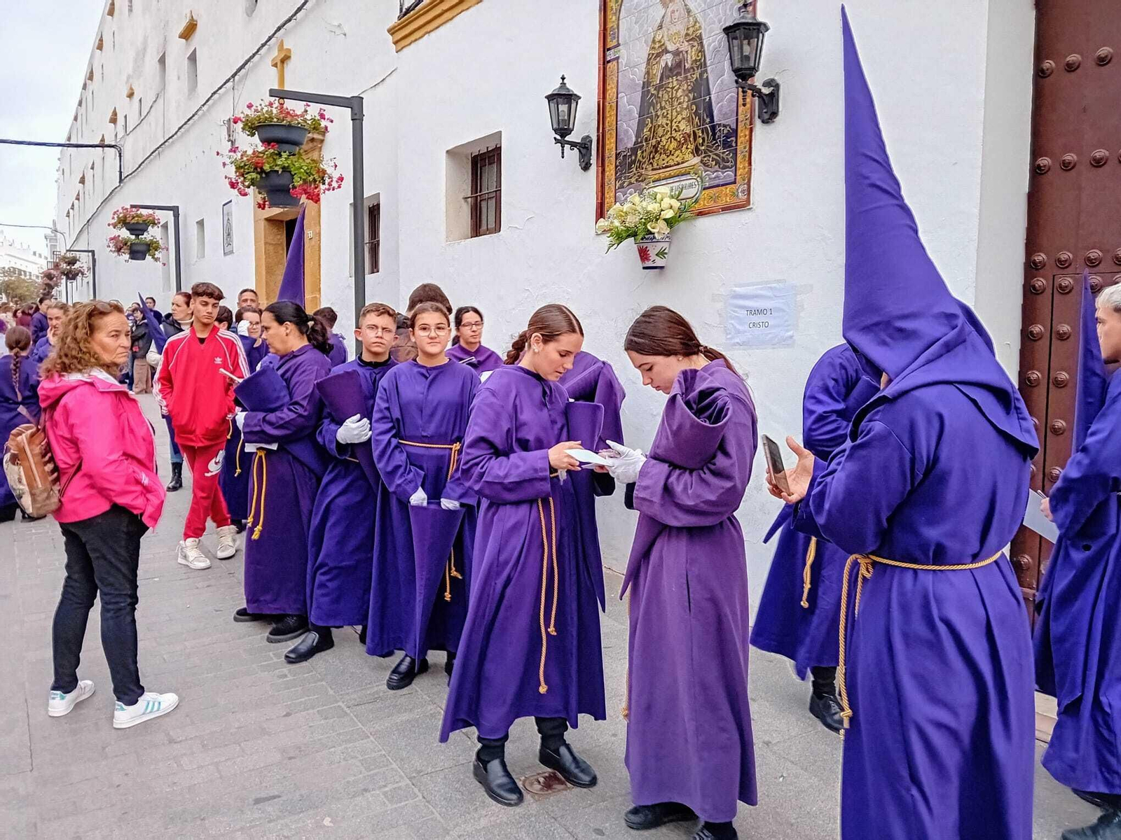 Imágenes de la Cofradía de Jesús Nazareno de la Semana Santa de Chiclana 2024