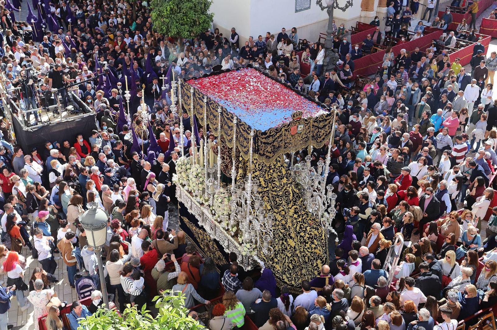 Imágenes del Nazareno en la madrugá de Huelva