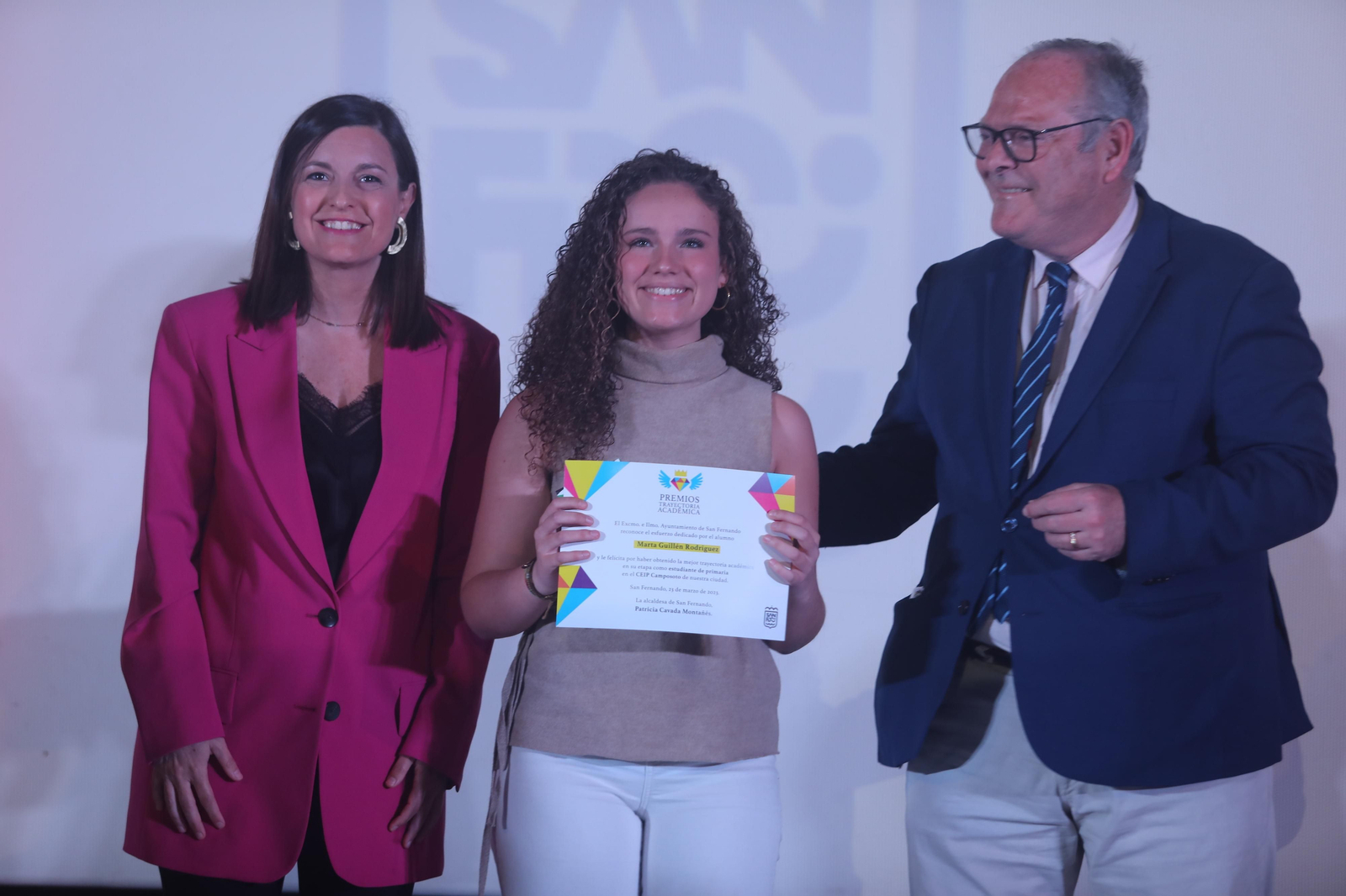 Las imágenes del acto de entrega de premios a los mejores expedientes académicos en San Fernando