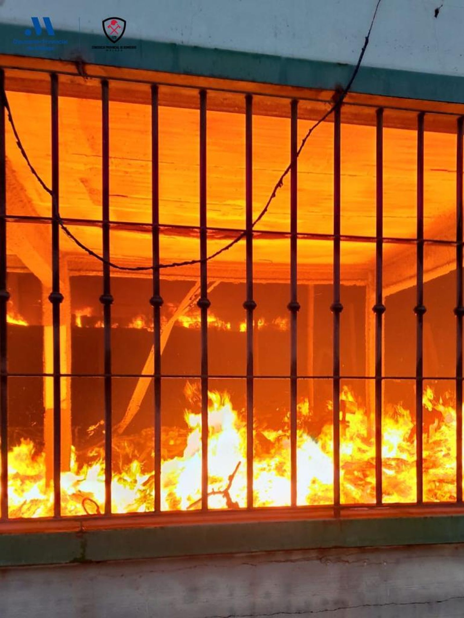 Interior de la nave mientras se incendiaba.