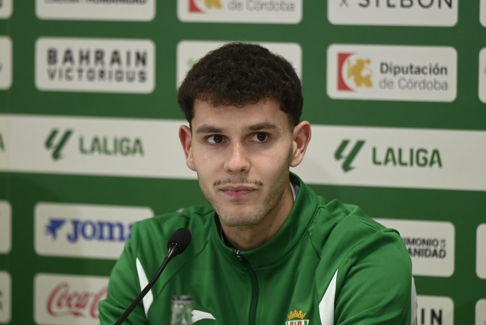 Las mejores fotos de la presentación de Trilli con el Córdoba CF